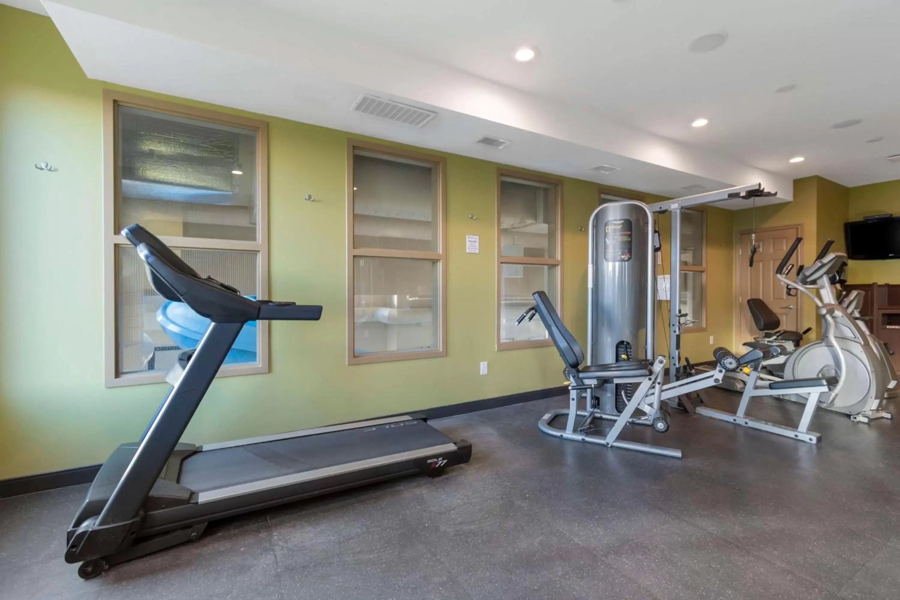 Fitness centre/facilities, Fitness Center/Facilities in Best Western Plus Moose Jaw