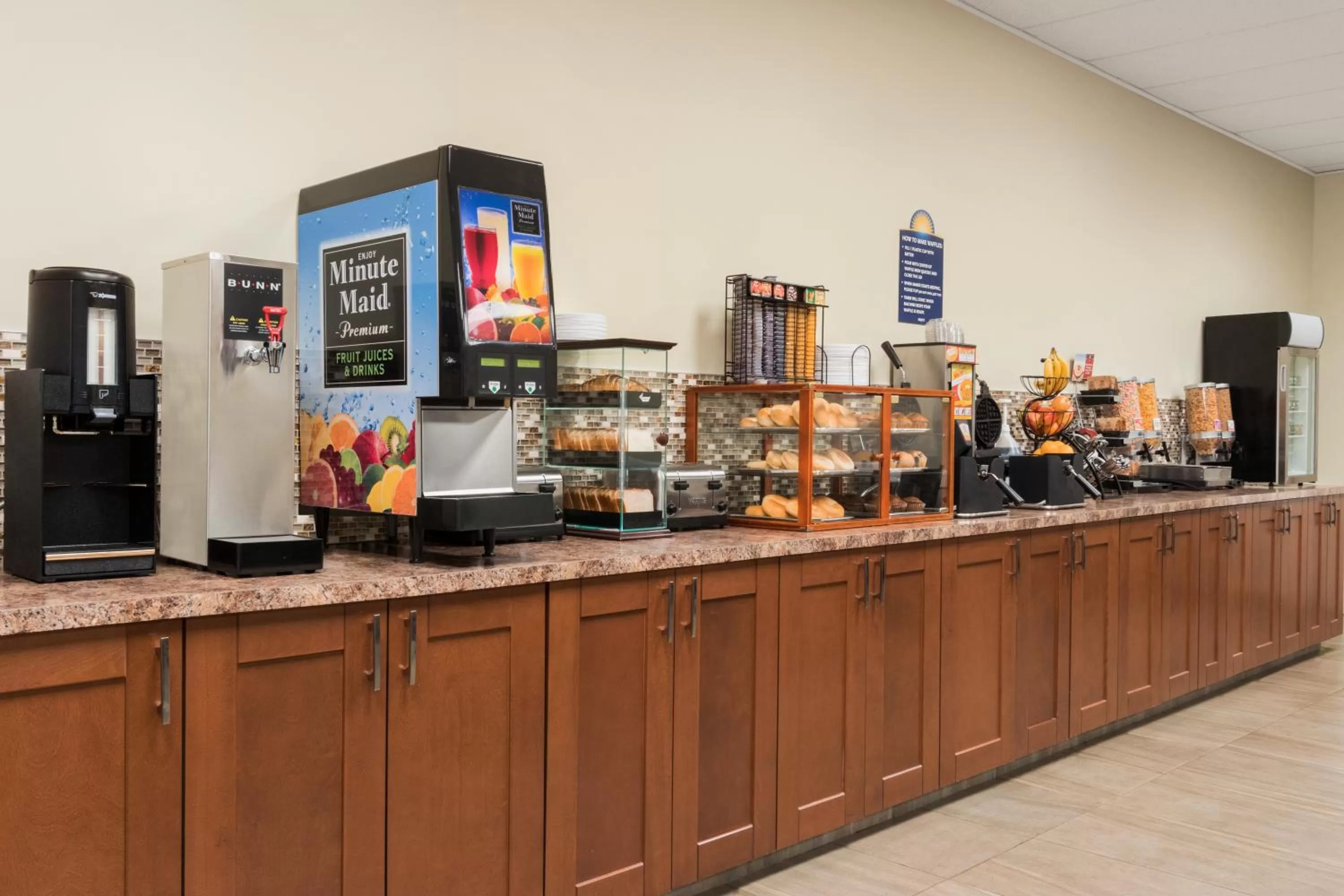 Breakfast in Days Inn by Wyndham Cranbrook Conference Centre