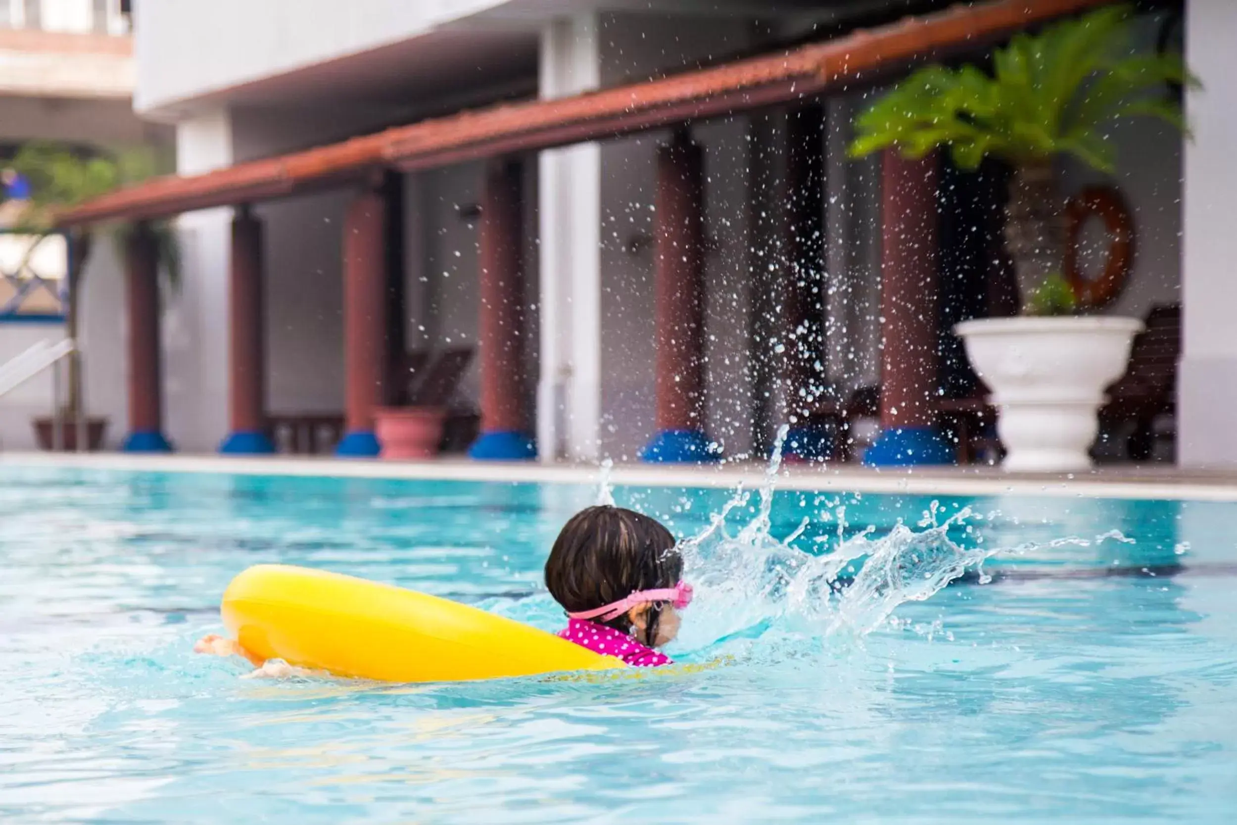 Swimming Pool in Rose Garden Residences