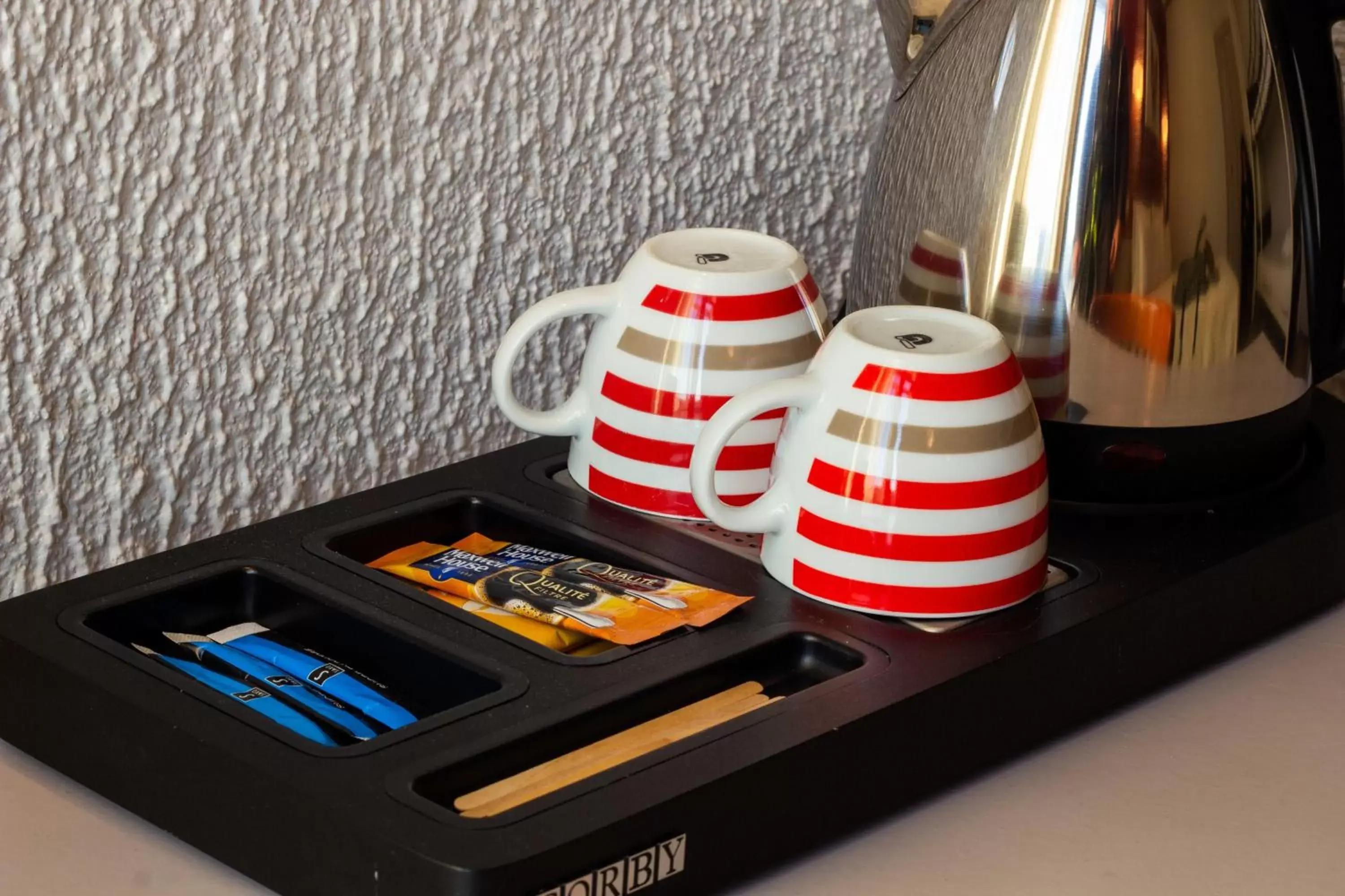 Coffee/tea facilities in Hotel Aragon