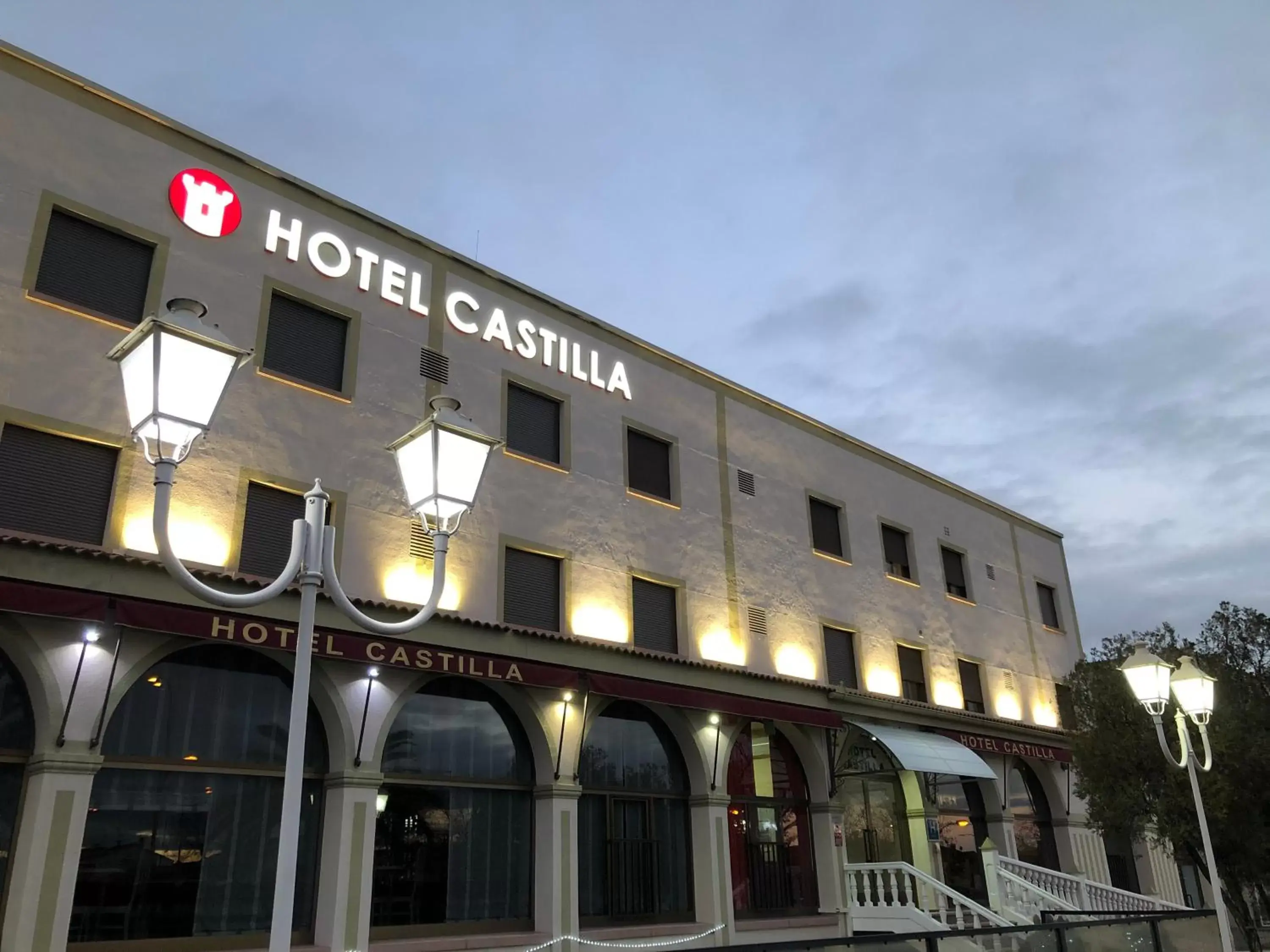 Facade/entrance in Hospedium Hotel Castilla