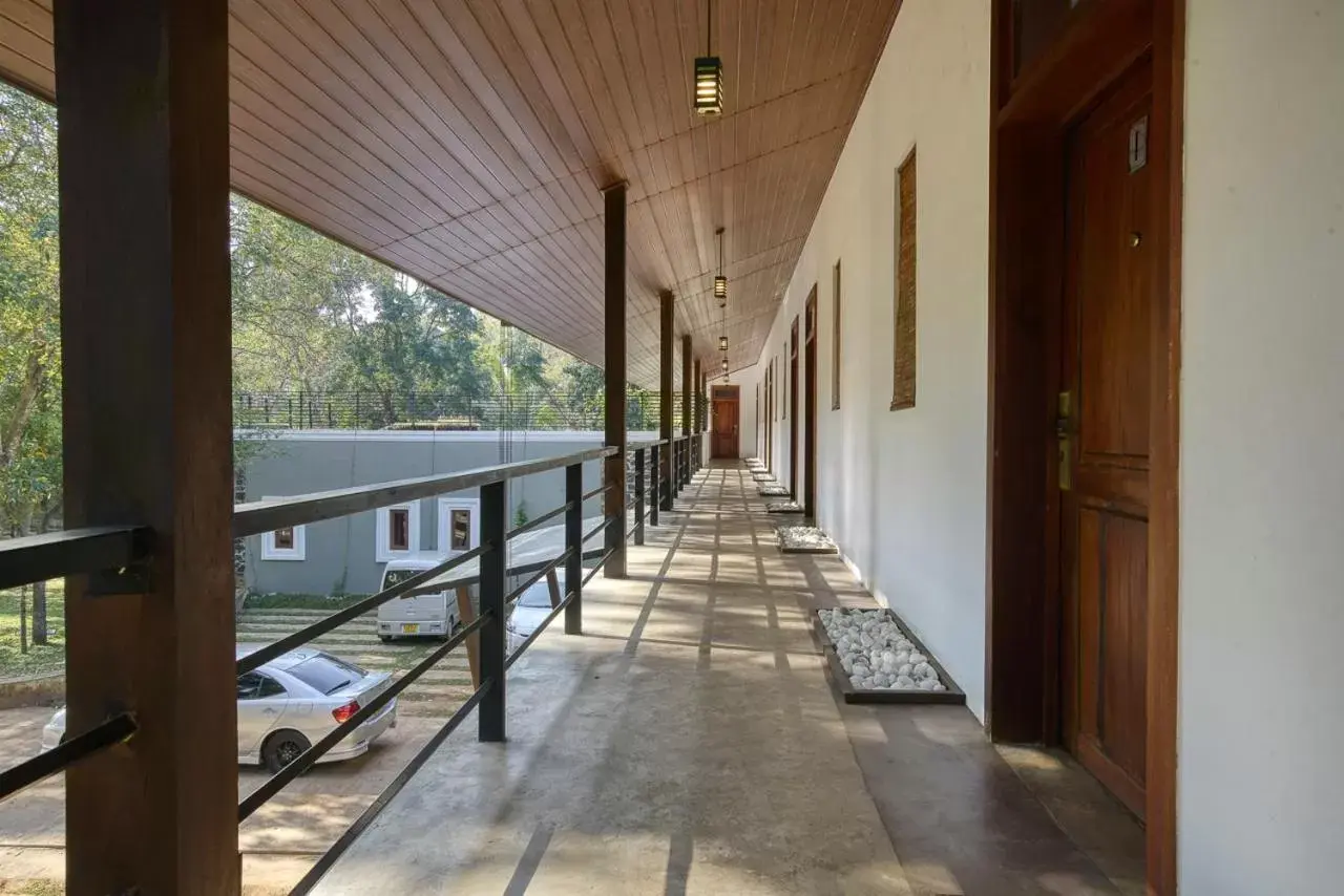 Patio, Balcony/Terrace in Athena Lake