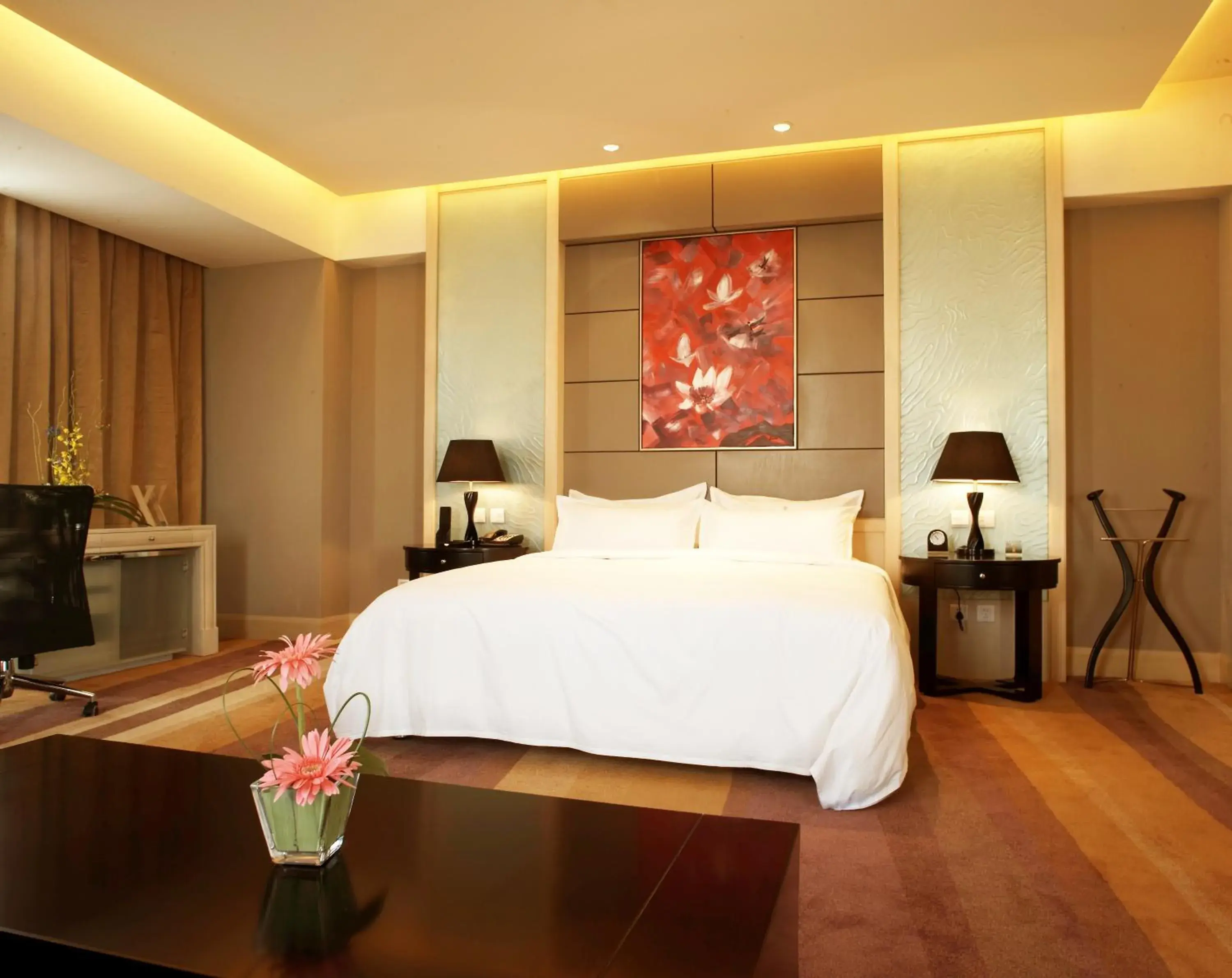 Photo of the whole room, Bed in Wenjin Hotel, Beijing