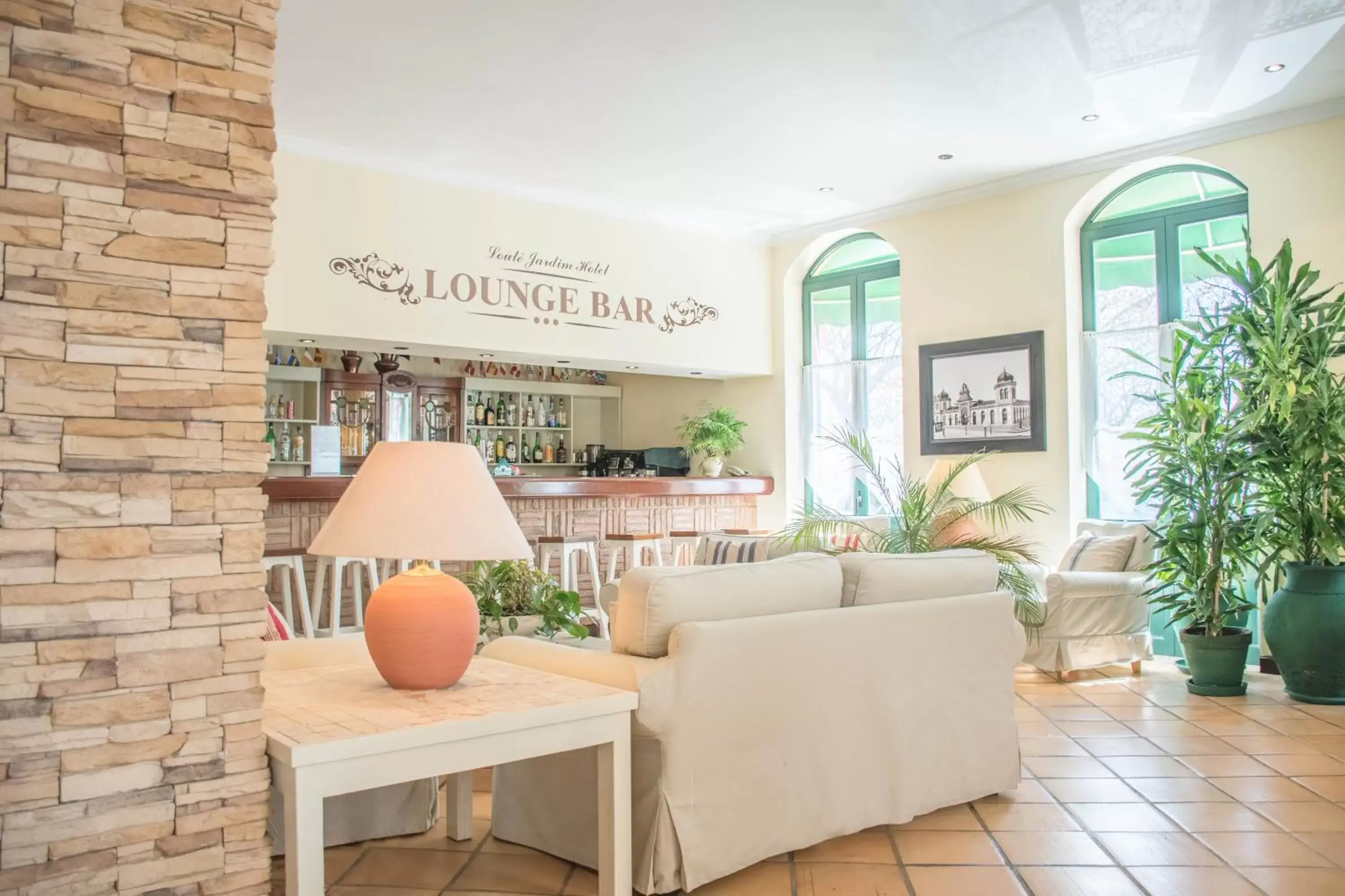 Lounge or bar, Lobby/Reception in Loule Jardim Hotel