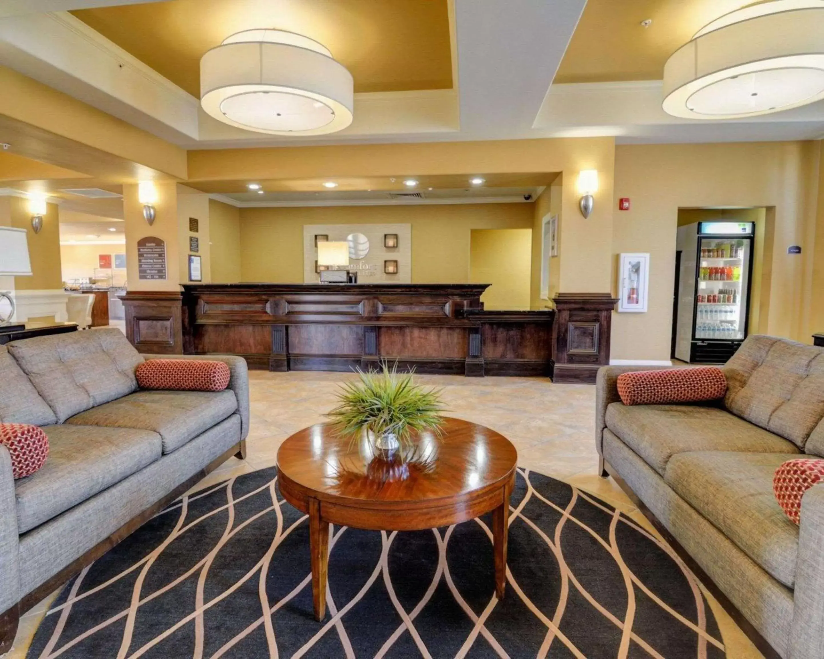 Lobby or reception, Lobby/Reception in Comfort Inn & Suites Fort Smith I-540