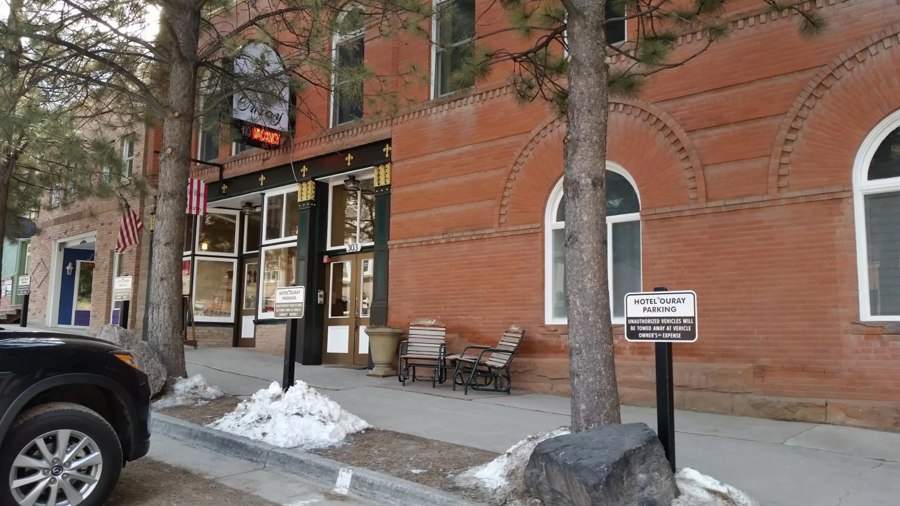 Facade/entrance in Hotel Ouray - for 12 years old and over