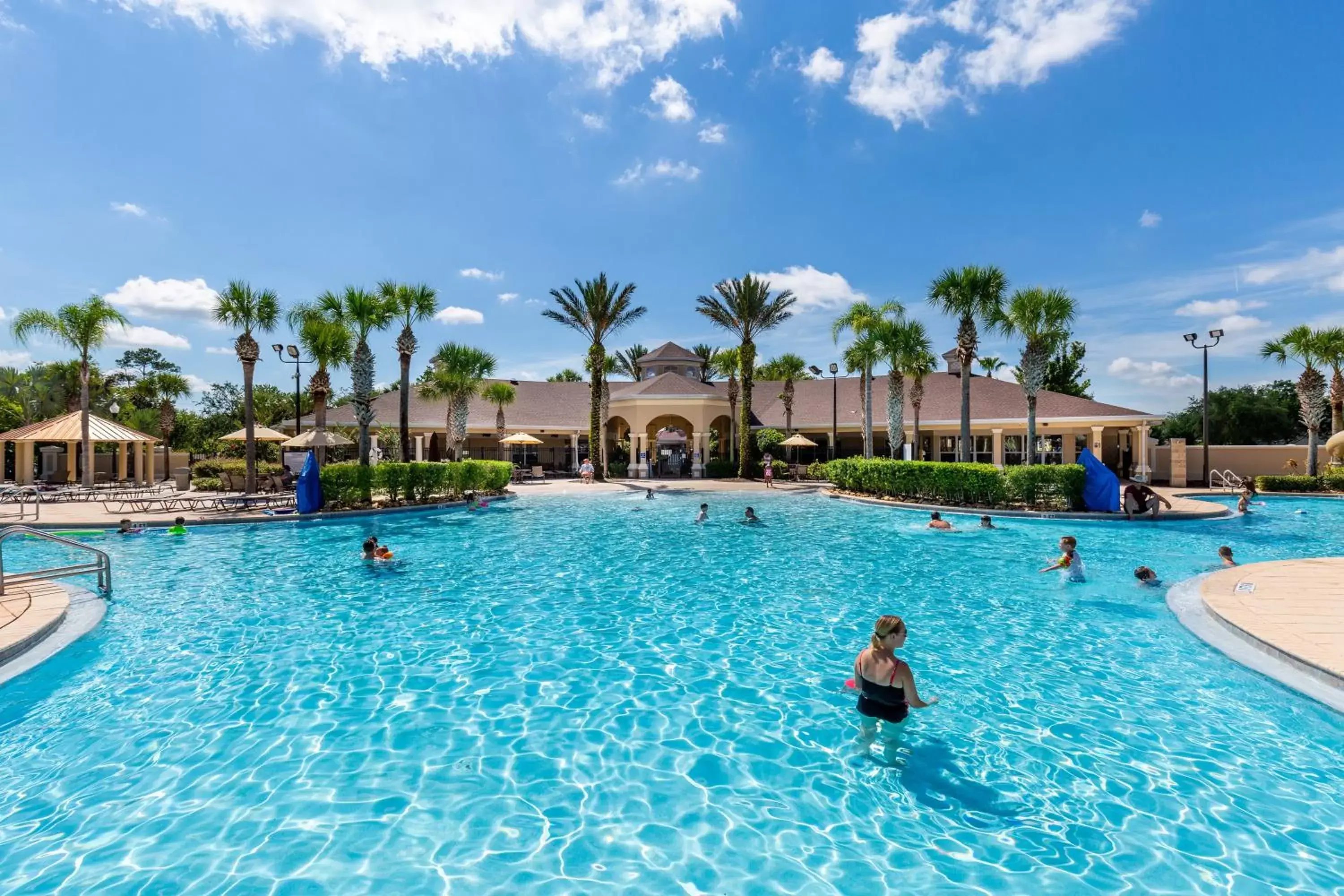Swimming Pool in Magical Adventure Condo w Waterpark near Disney No Resort Fees