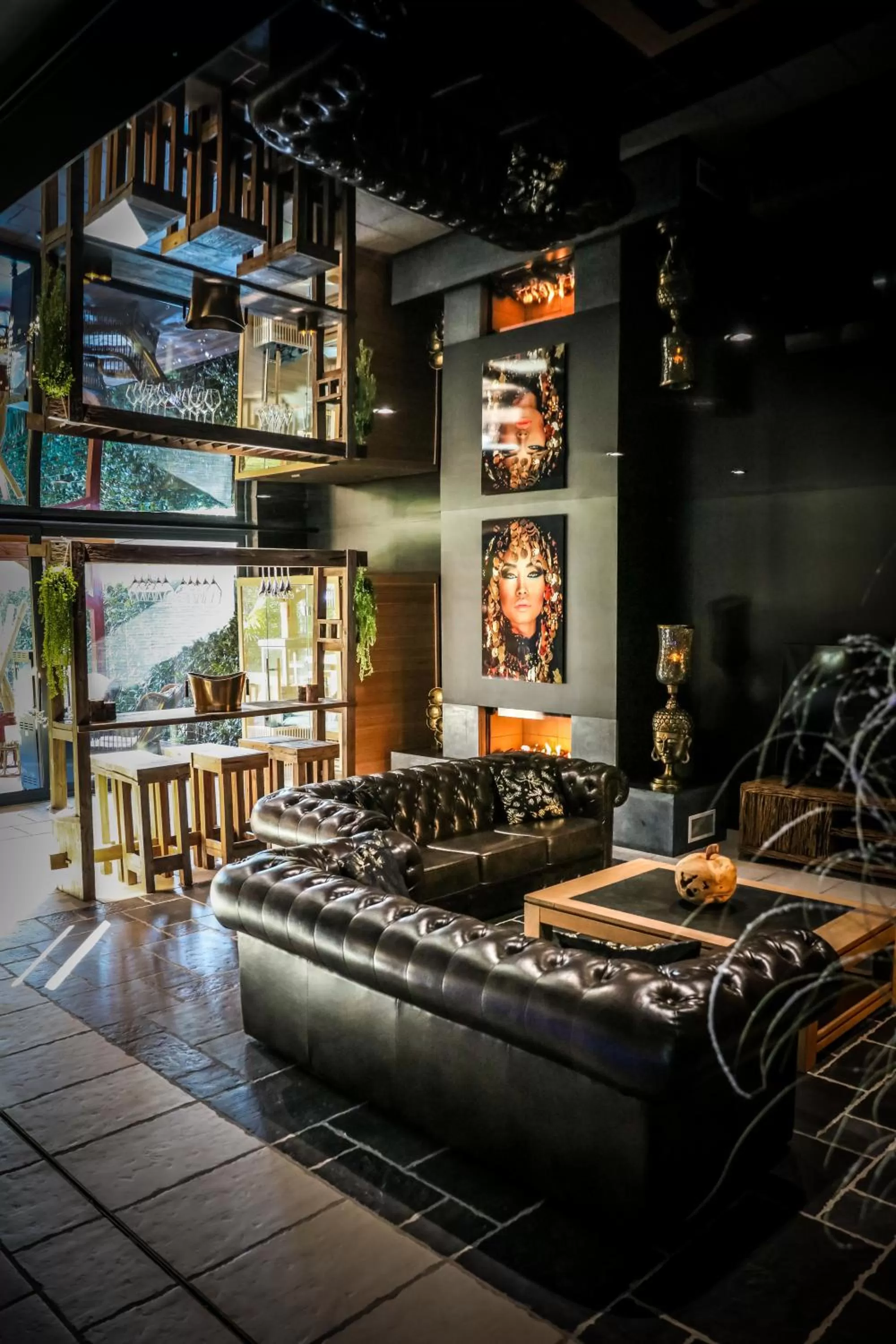 Lounge or bar in Les Suites M