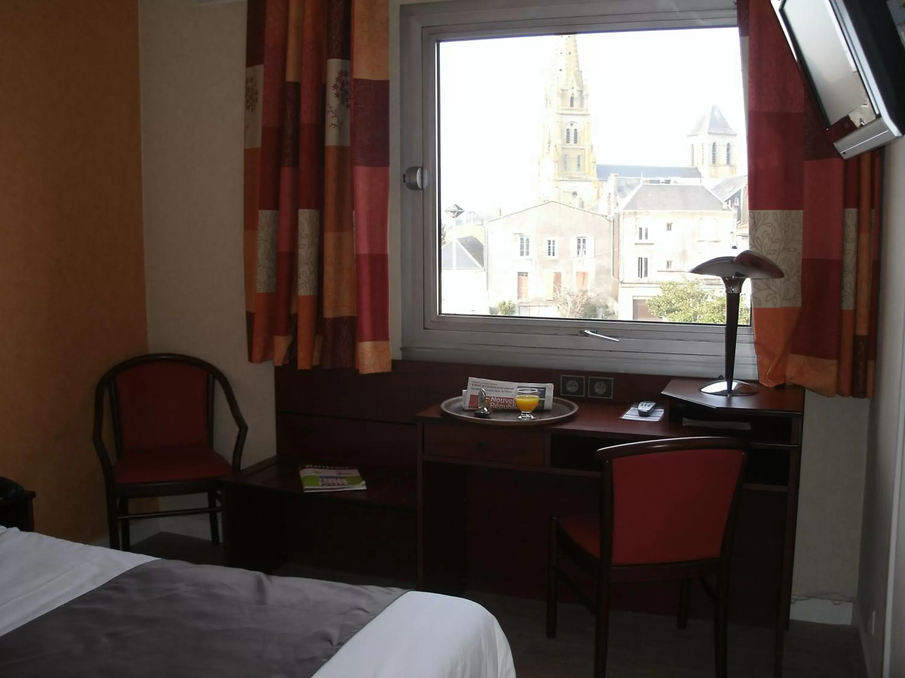 Day in Cit'Hotel Saint Jacques