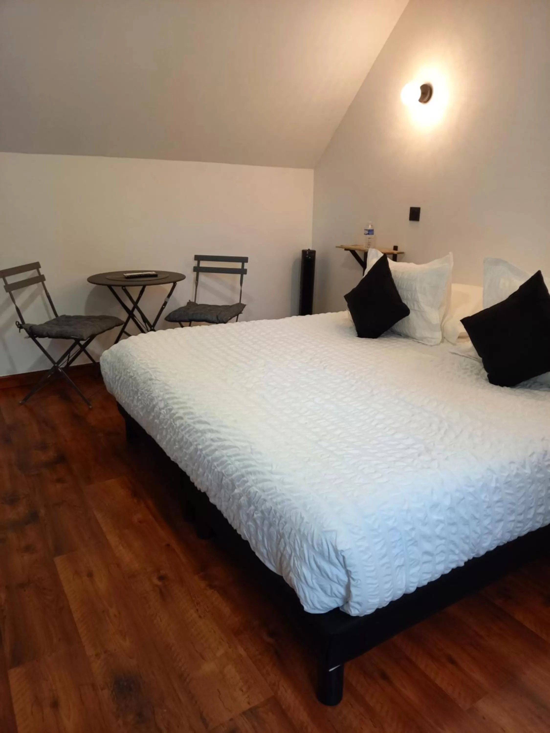 Property building, Bed in chambres et gites d'étretat