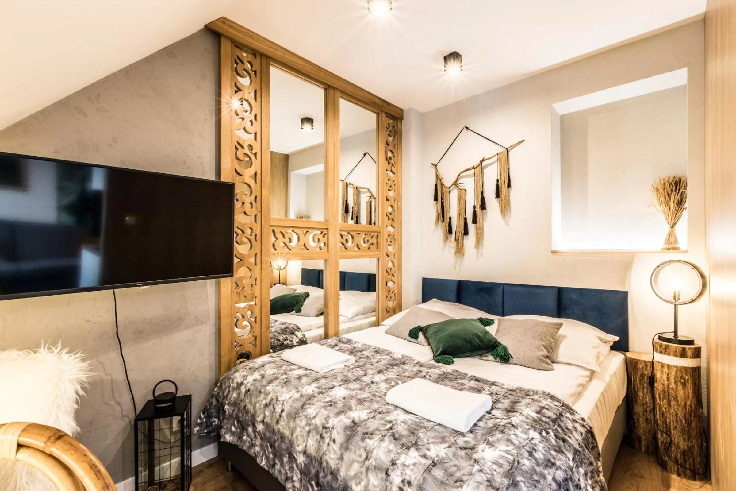 Bedroom, Bed in Białka Residence Ski - 50 m do Termy Bania Odkryj-Białke