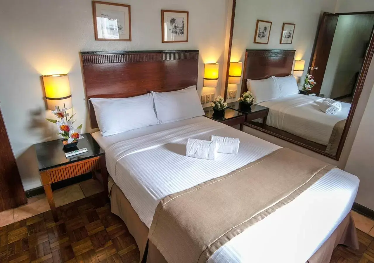 Bed in Fersal Hotel - P. Tuazon Cubao