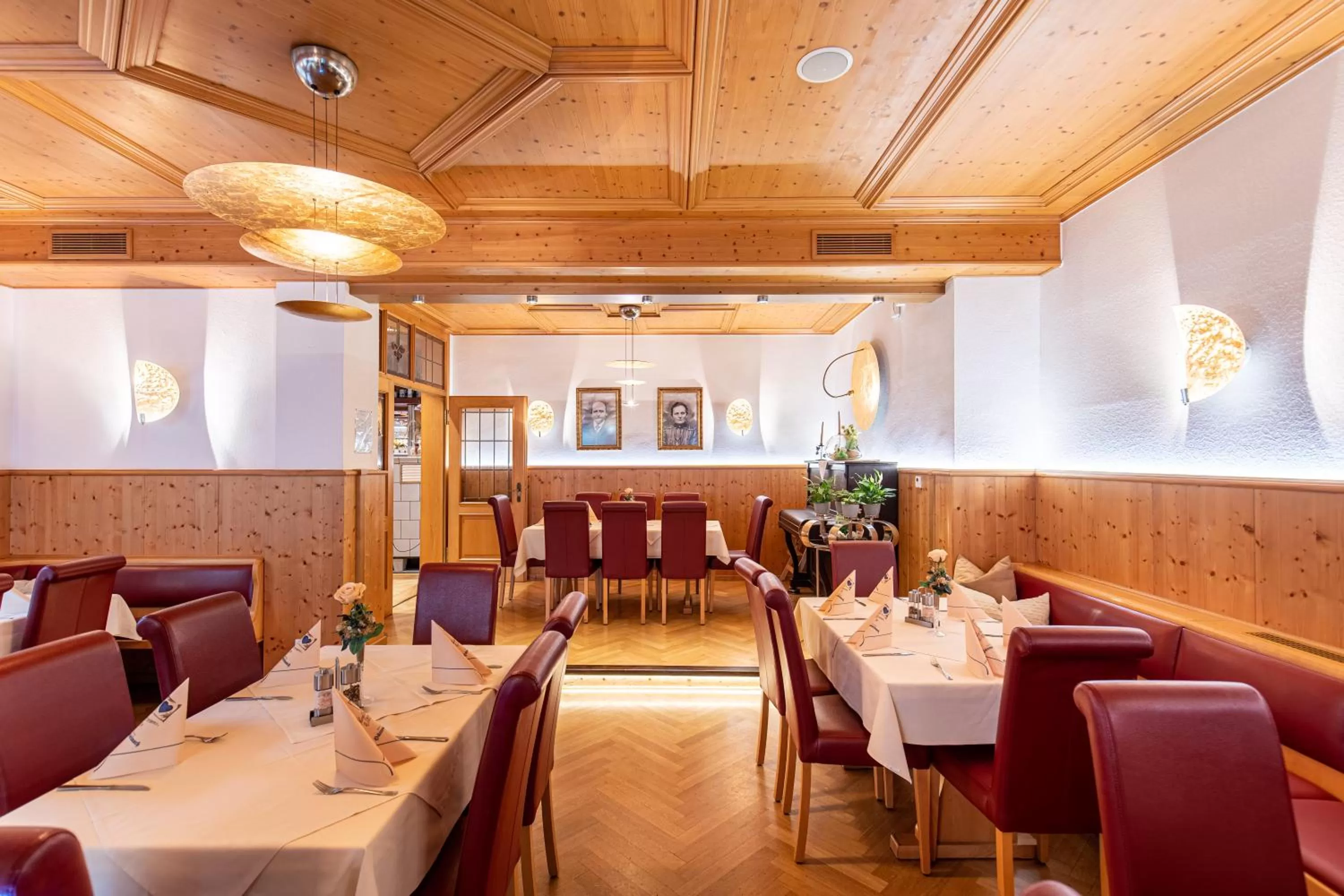Restaurant/places to eat in Hotel-Gasthof Hüttensteinach