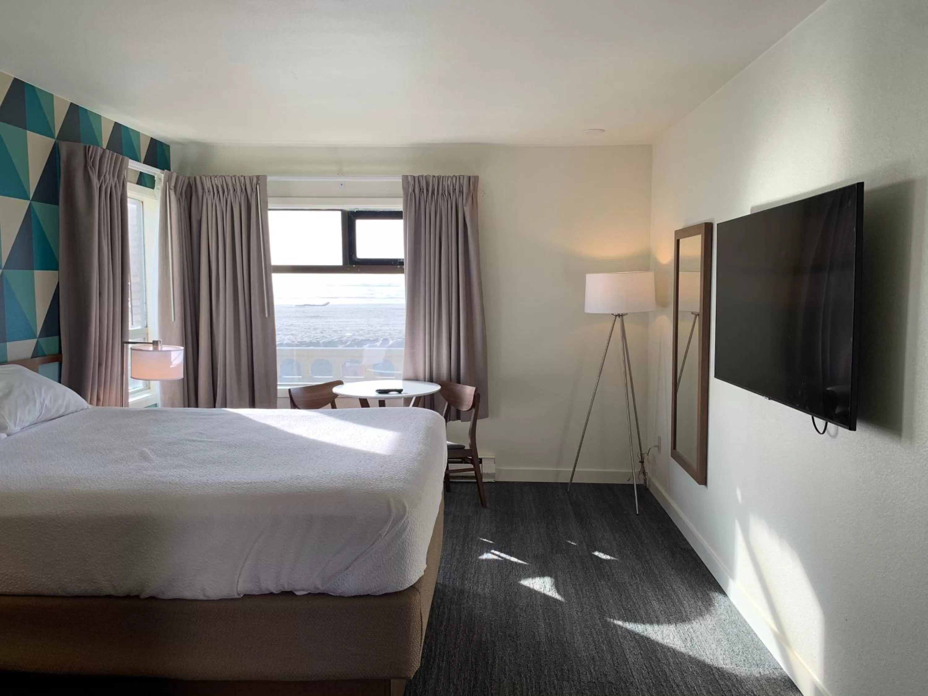 Bed in The Ocean Front at Seaside