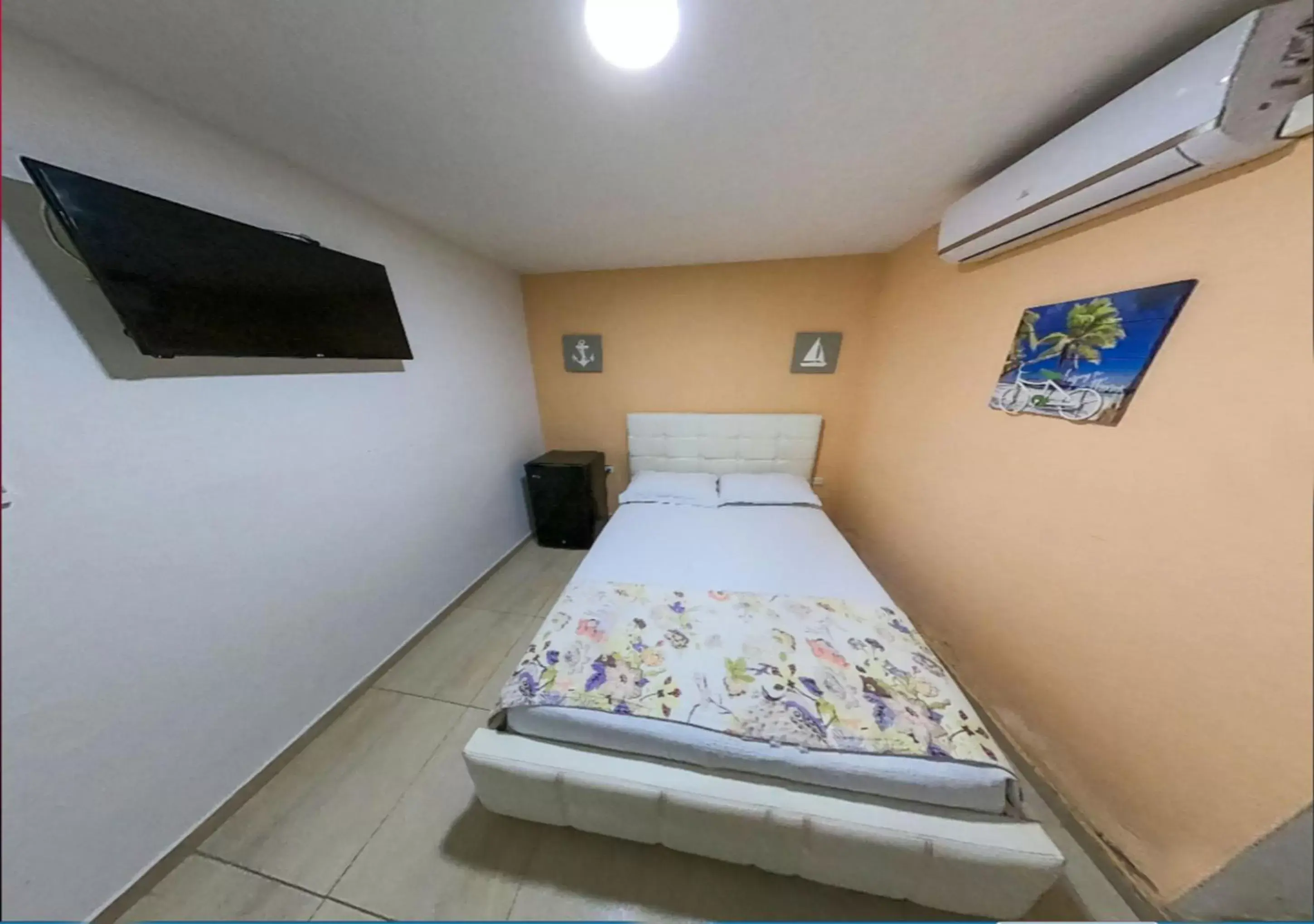 Double Room in Apartamentos Isla Tropical Double Room in Apartamentos Isla Tropical