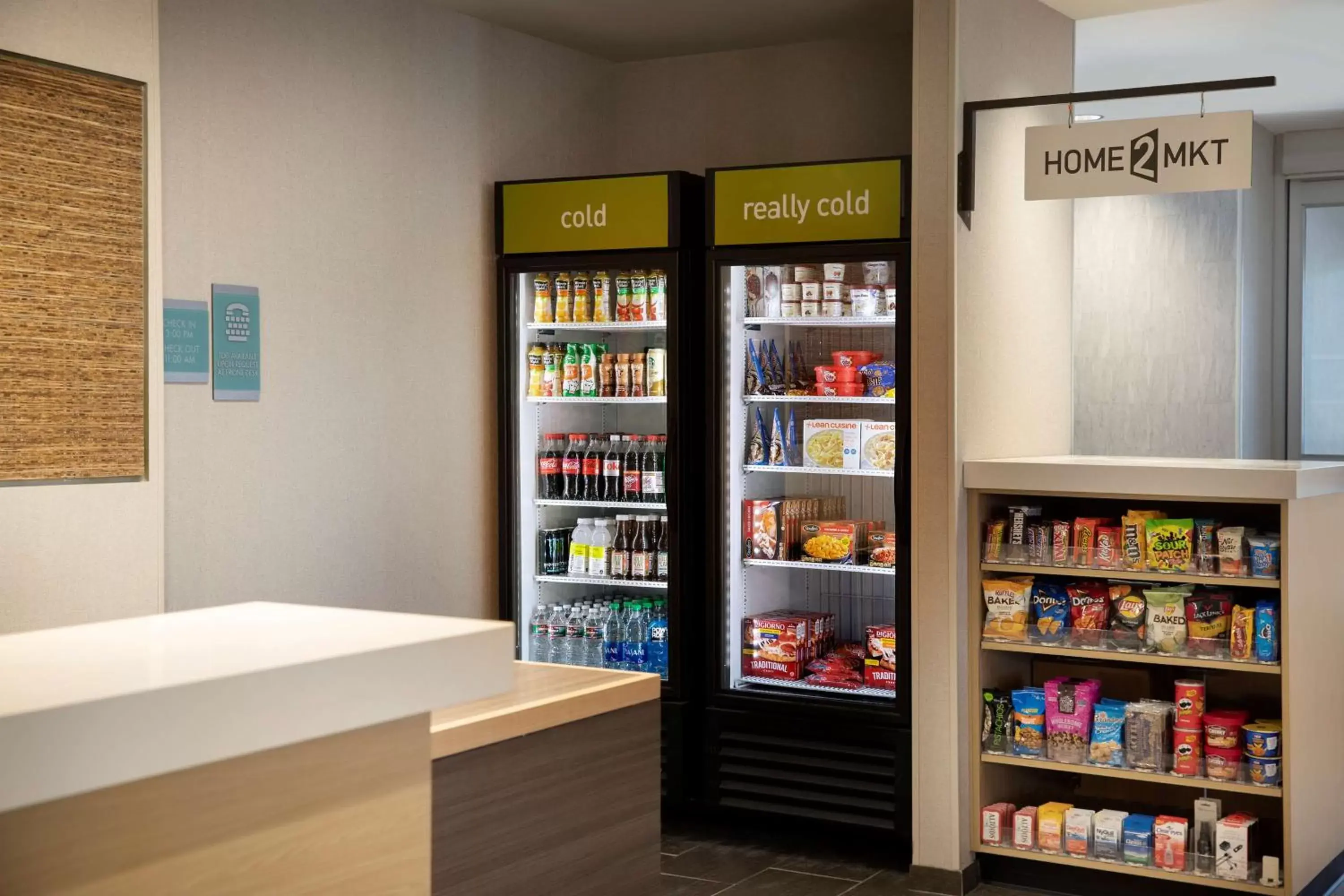 Restaurant/places to eat in Home2 Suites By Hilton Phoenix Avondale, Az Restaurant/places to eat in Home2 Suites By Hilton Phoenix Avondale, Az