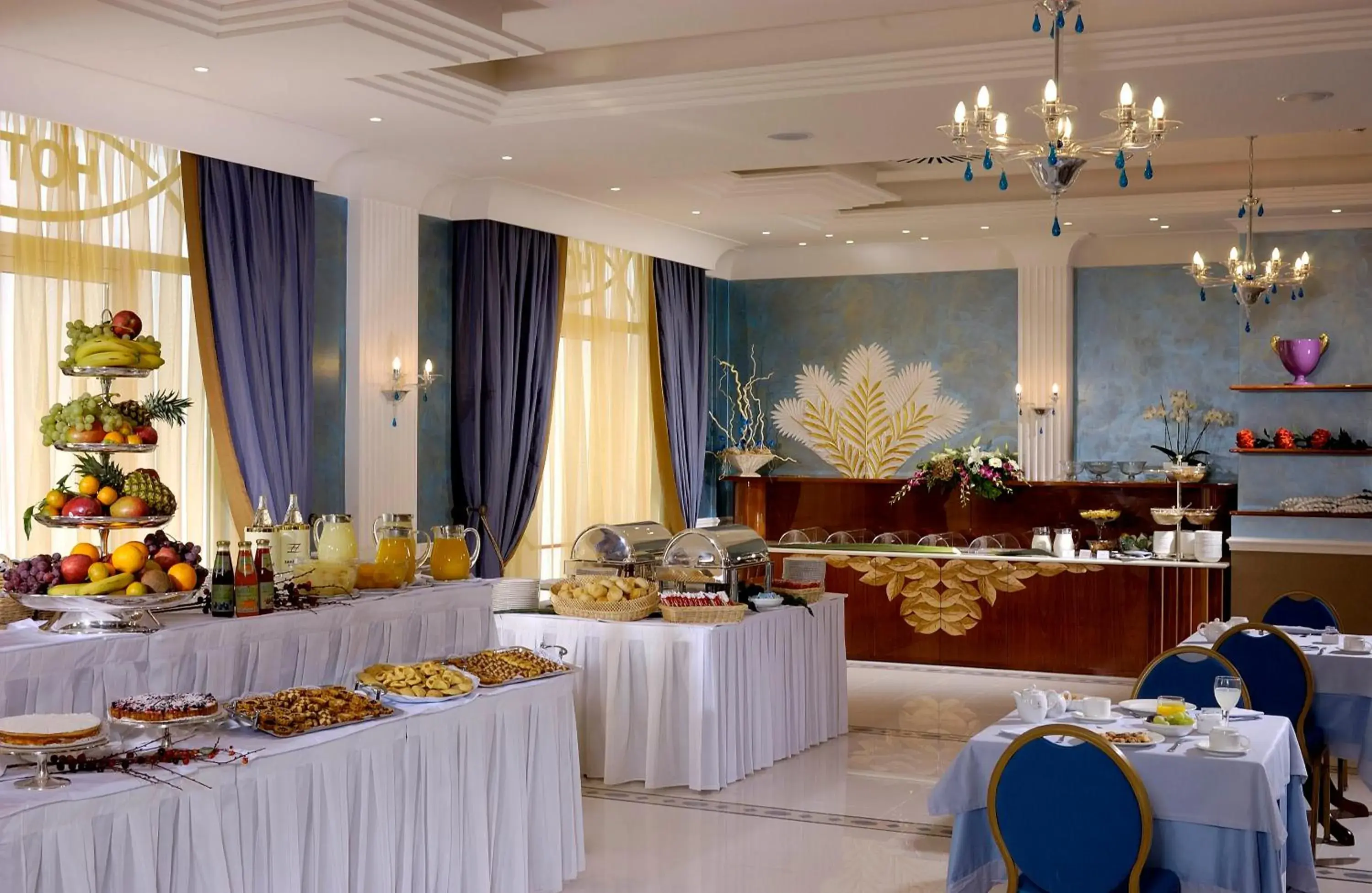 Banquet/Function facilities, Restaurant/Places to Eat in Zanhotel Centergross