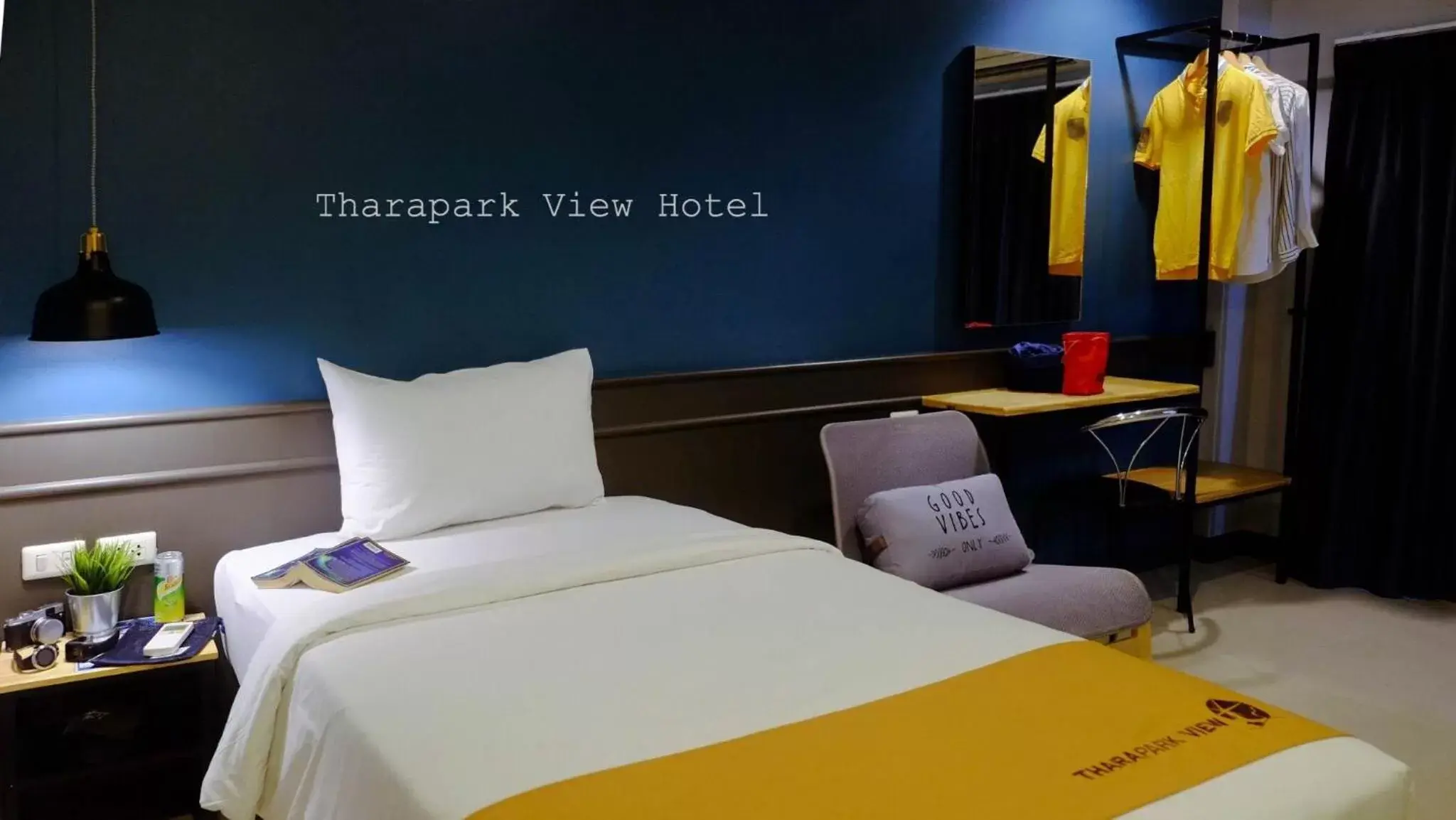 Bed in Tharapark View Hotel - SHA Plus