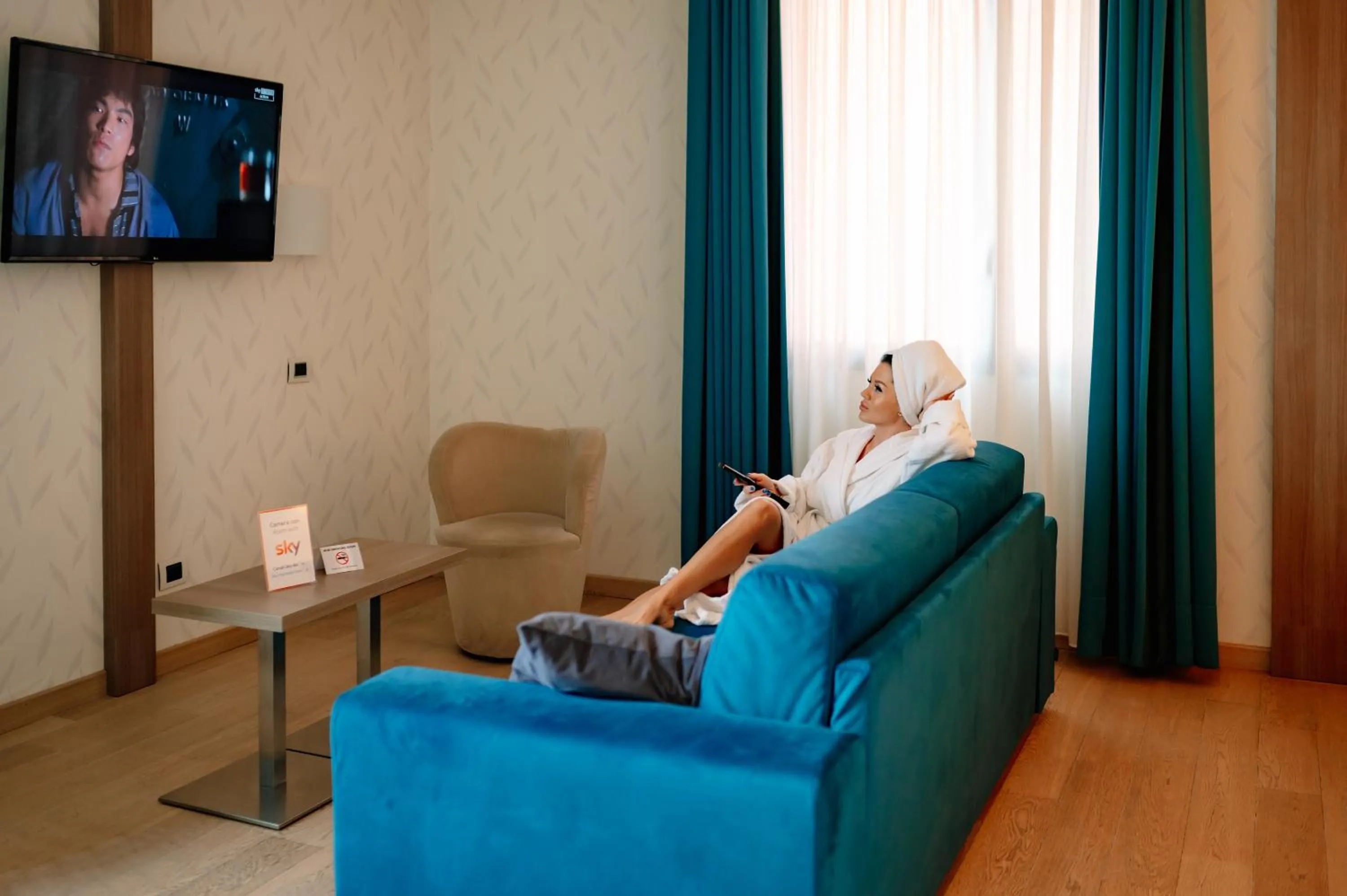 Seating area in Hotel Cosmopolitan Bologna