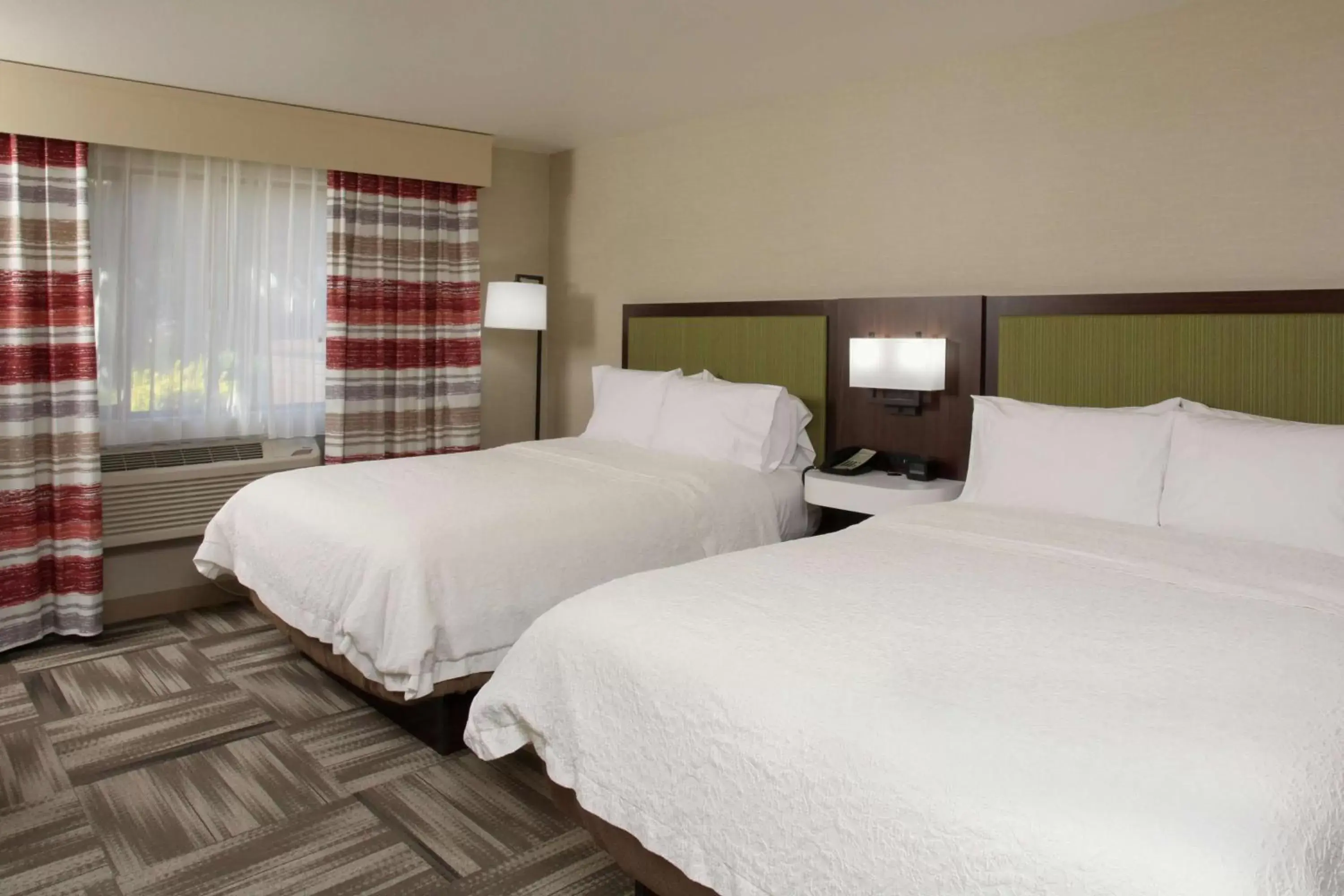 Bedroom, Bed in Hampton Inn Richland-Tri Cities