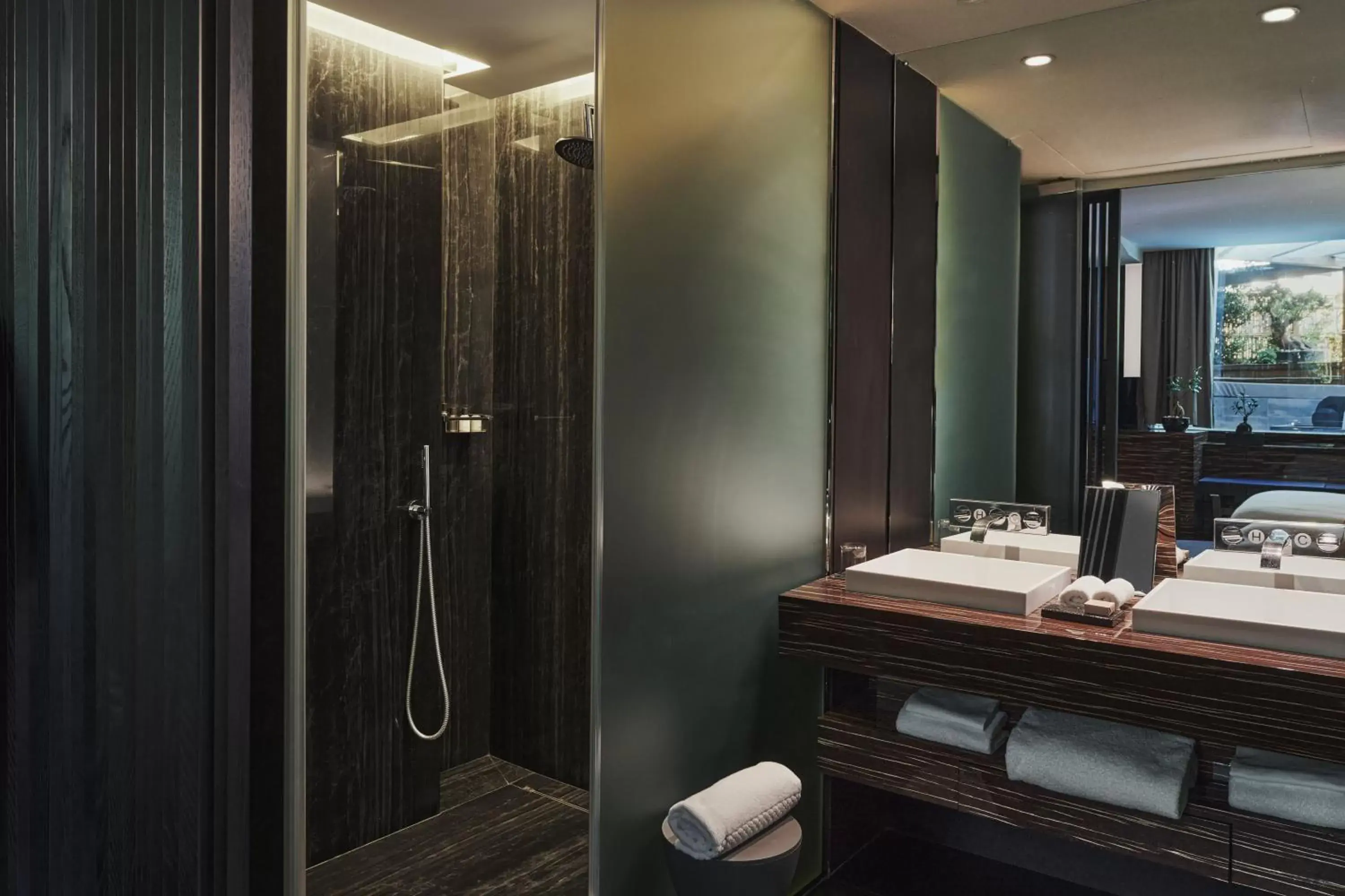 Shower, Bathroom in Romeo hotel