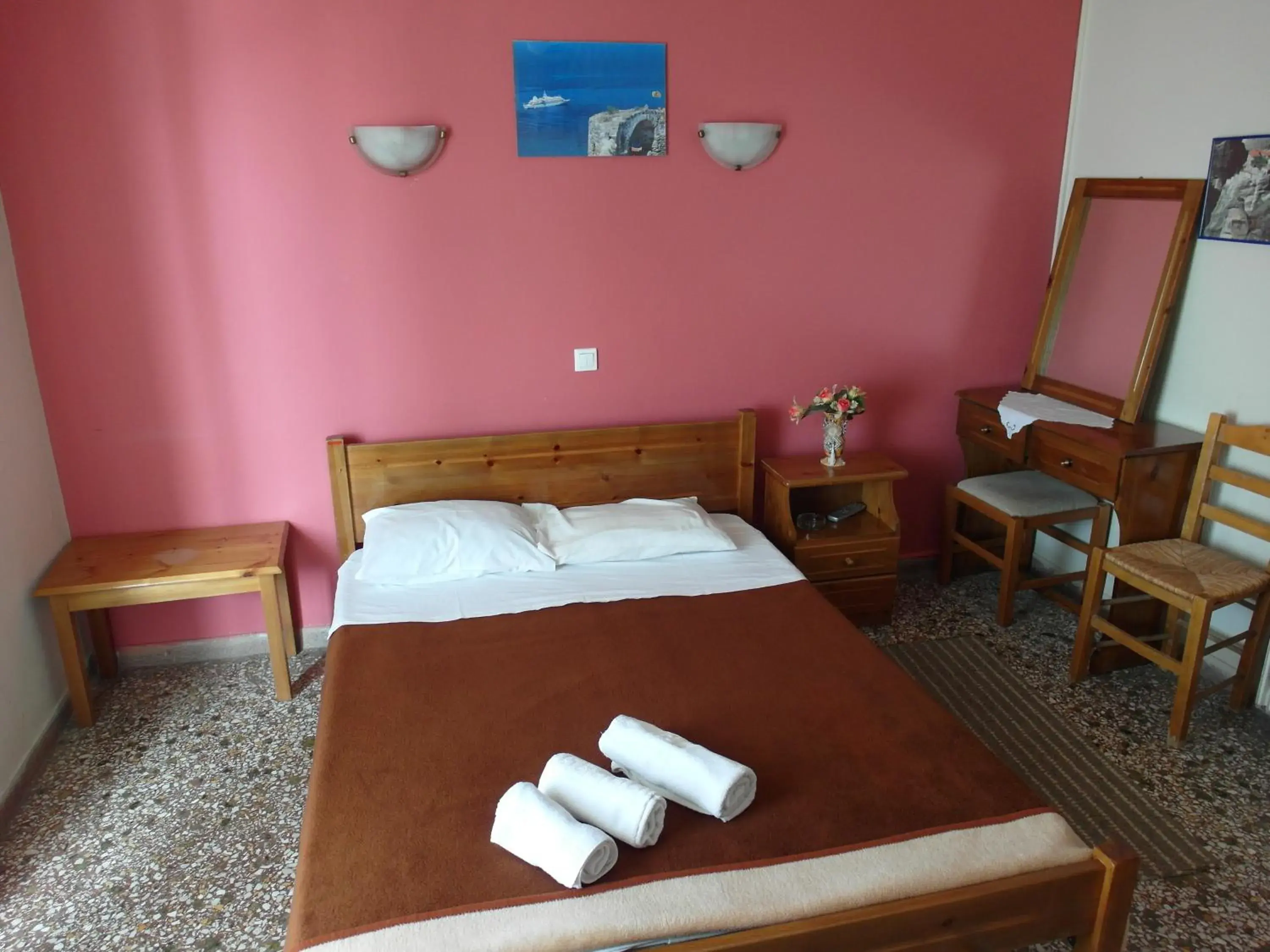 Photo of the whole room, Bed in Hotel Alexandrion