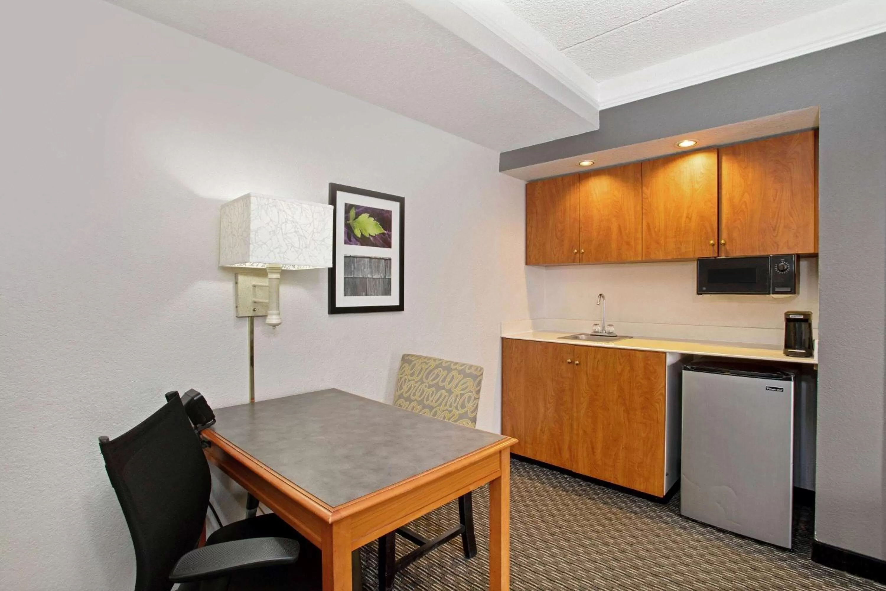 Photo of the whole room in La Quinta Inn by Wyndham Denver Golden