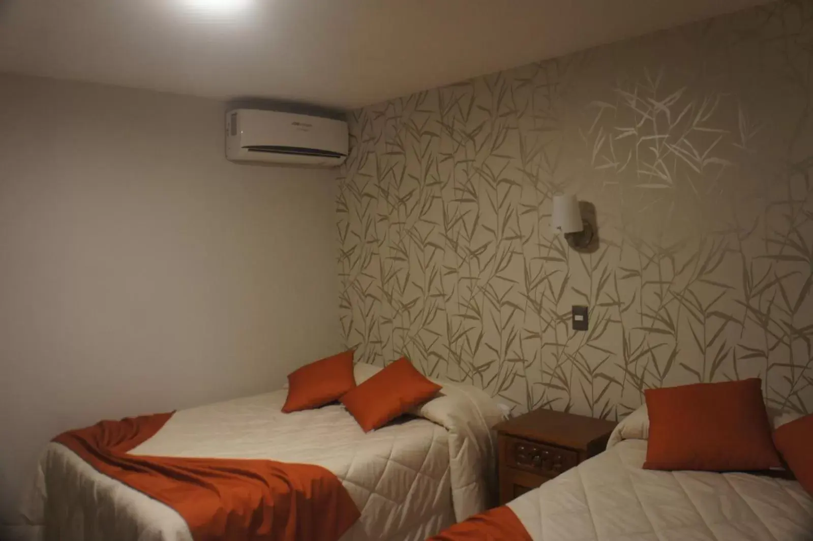 Bedroom, Bed in Suites San Luis