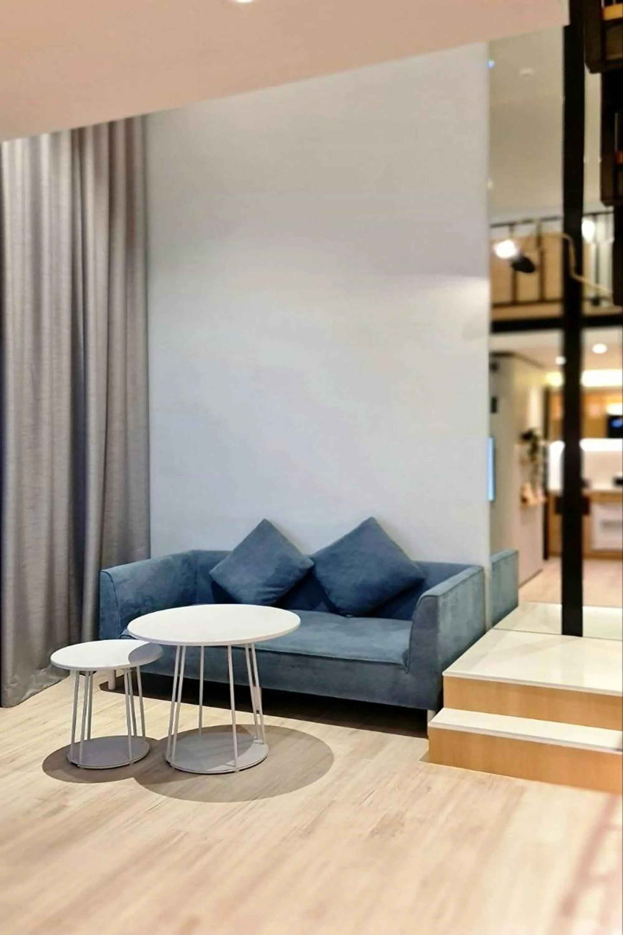 Living room in The SACHA Apart-Hotel Thonglor