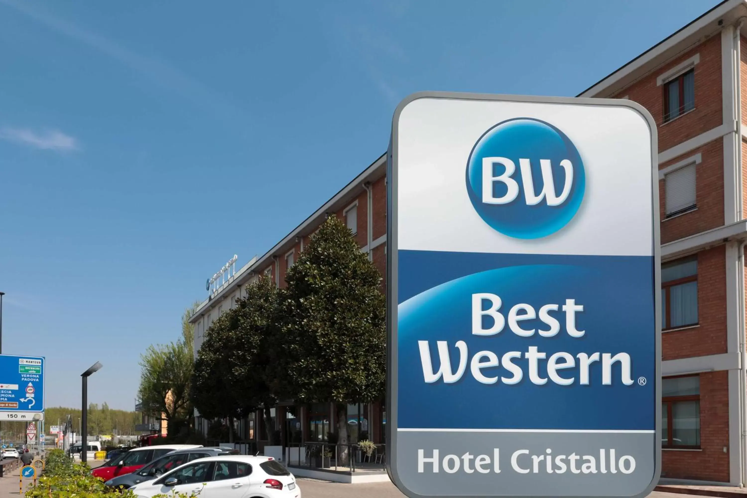 Property building in Best Western Hotel Cristallo Mantova