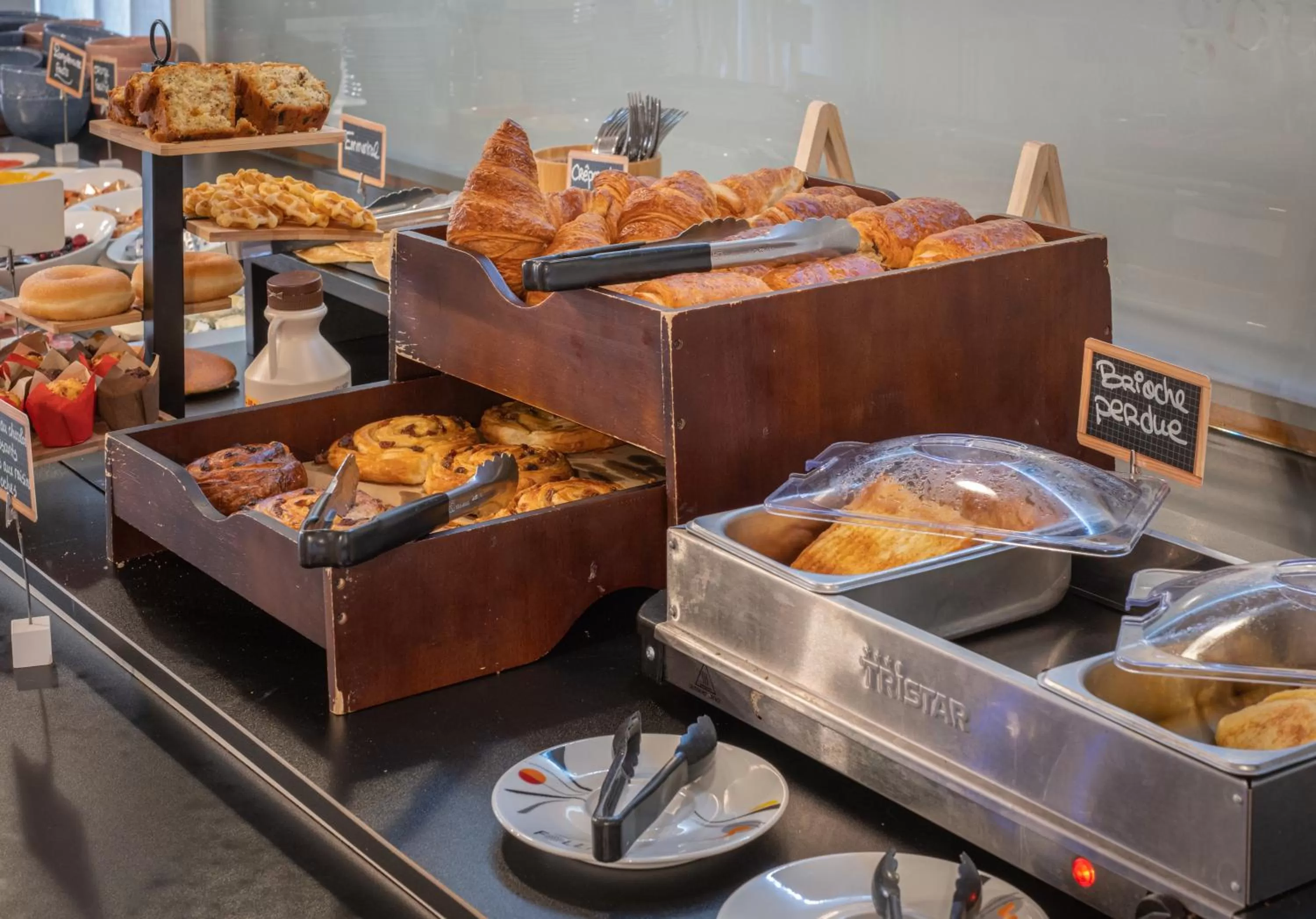 Breakfast in Kyriad Lyon Est - Bron Eurexpo Le Cottage