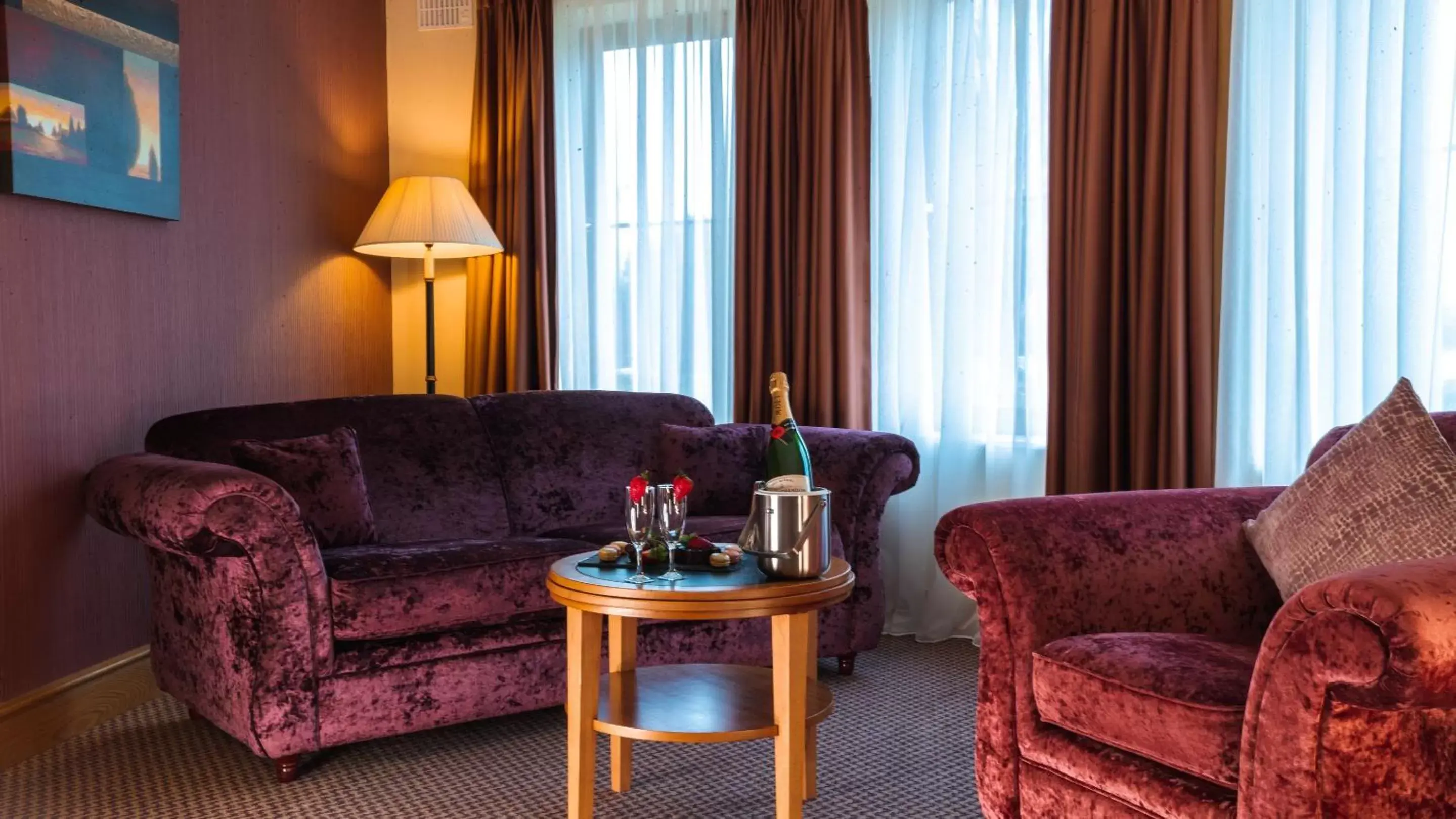 Seating Area in Great National Ballykisteen Golf Hotel