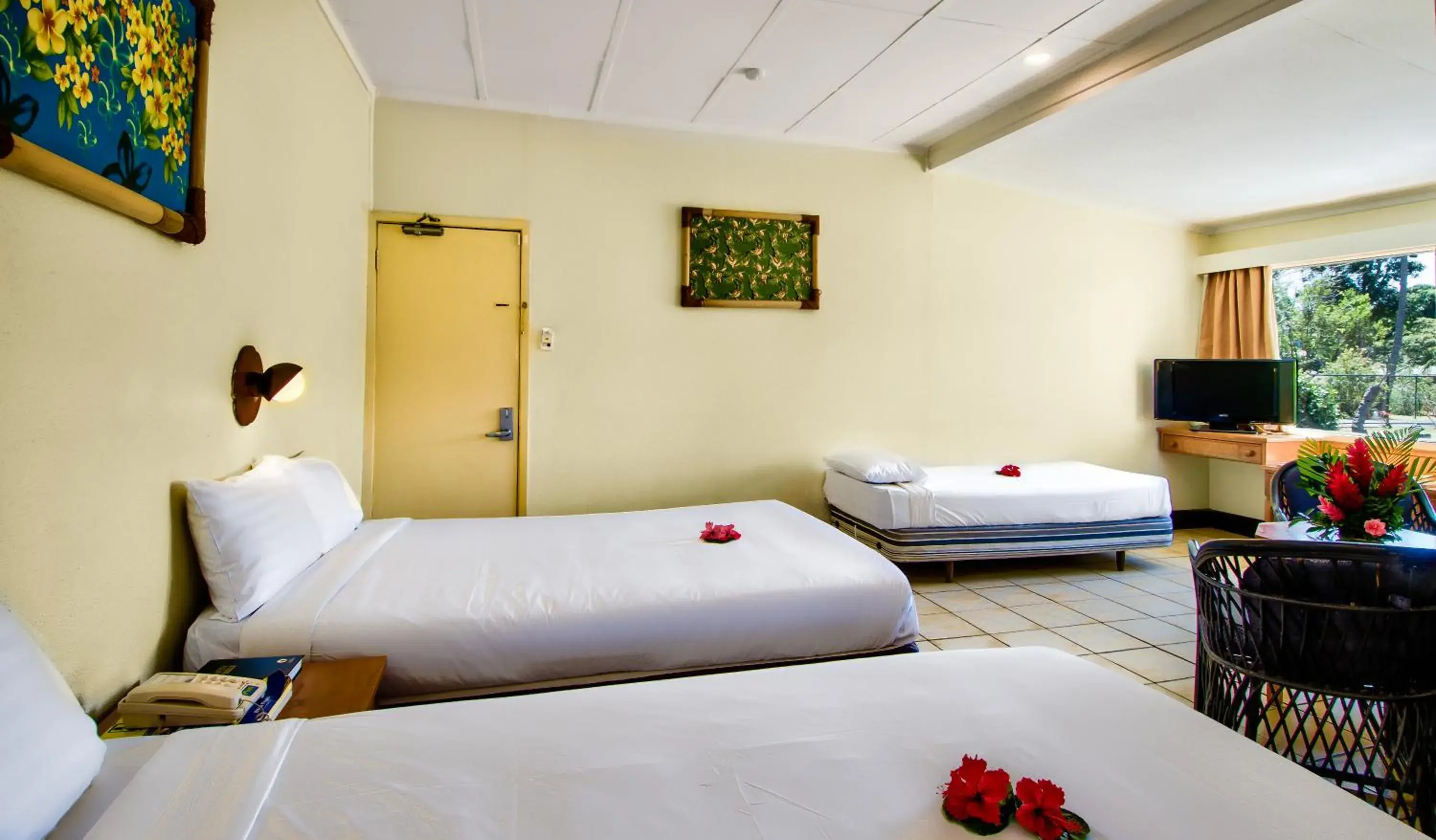 Bedroom, Bed in Tanoa Skylodge