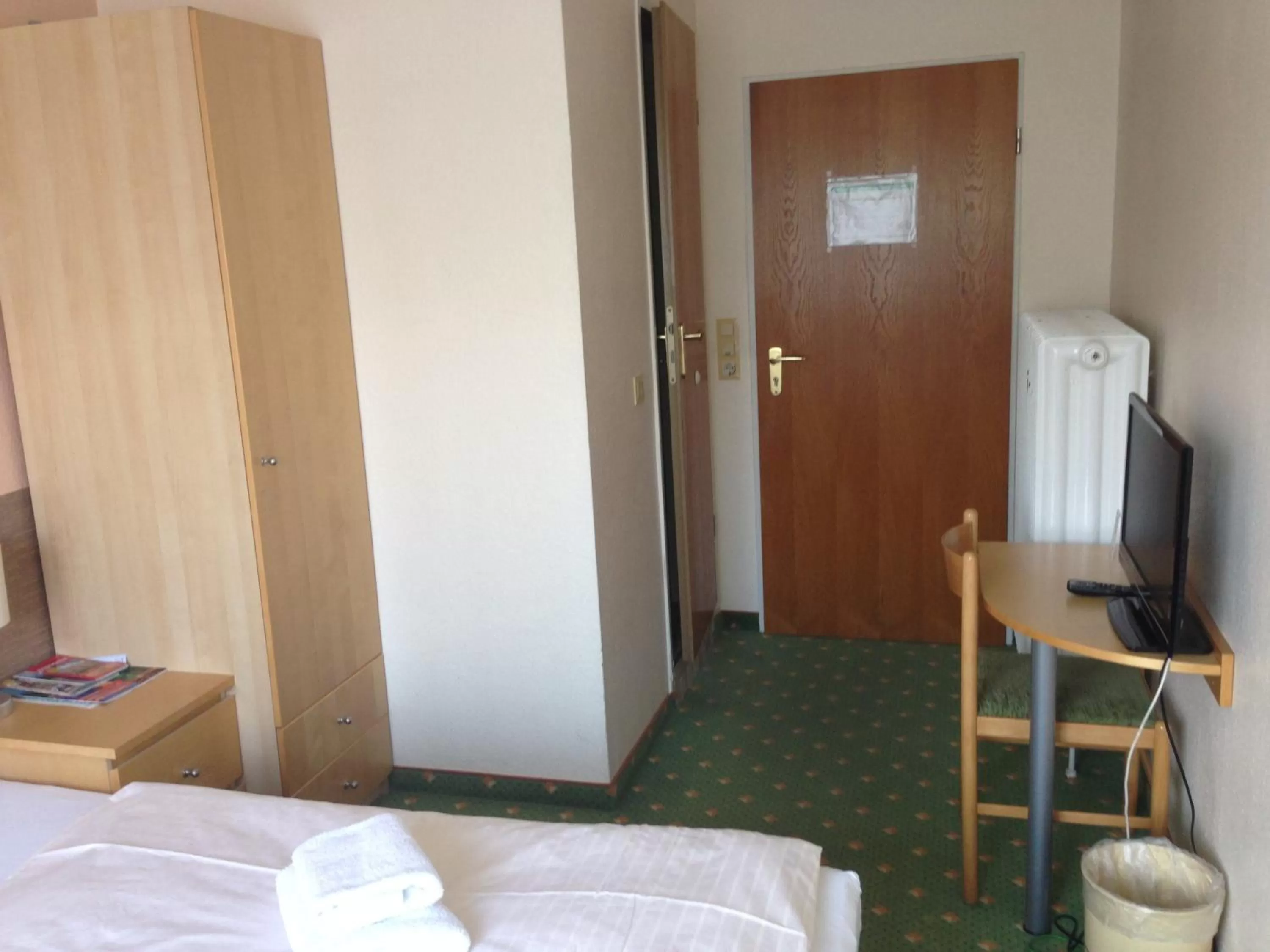 TV and multimedia, Bed in Hotel an der Marktkirche