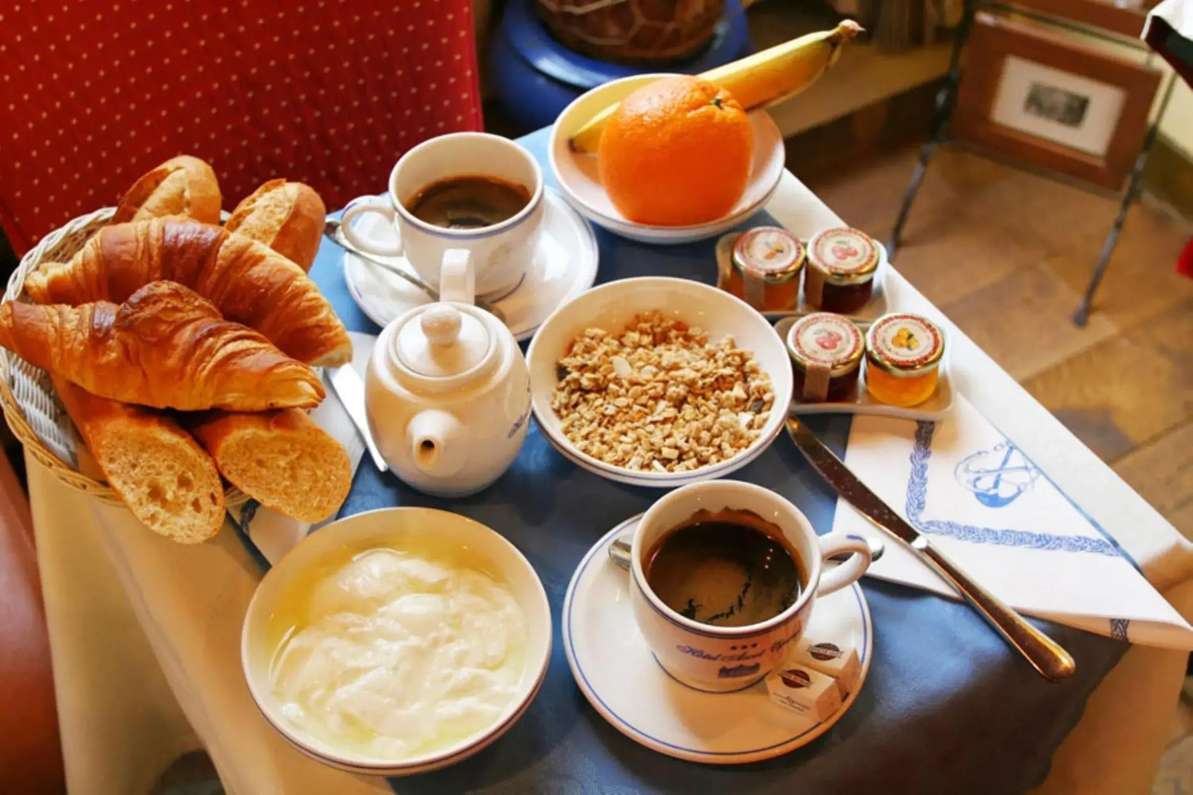 Food in Hotel Ascot Opera Food in Hotel Ascot Opera