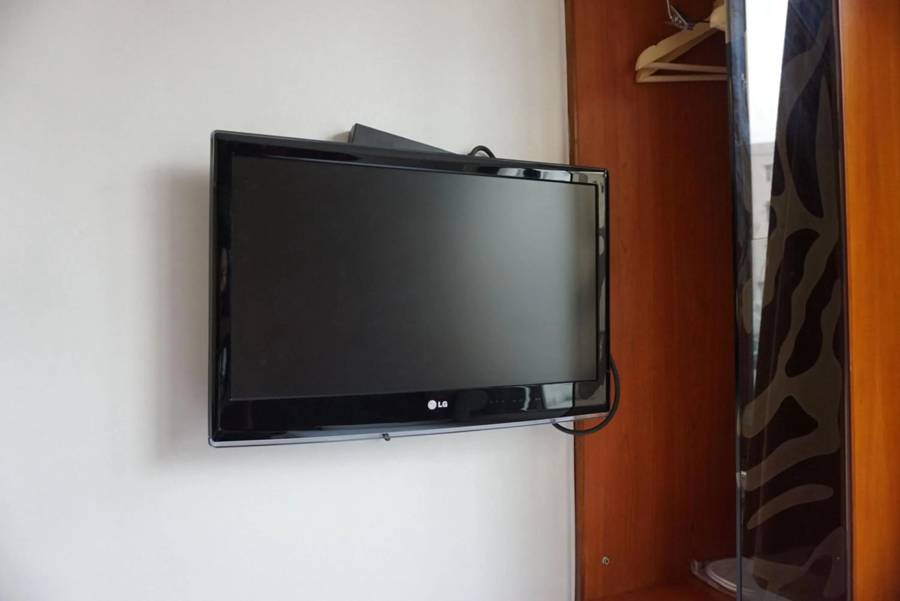 Communal lounge/ TV room in Lander Hotel Prince Edward