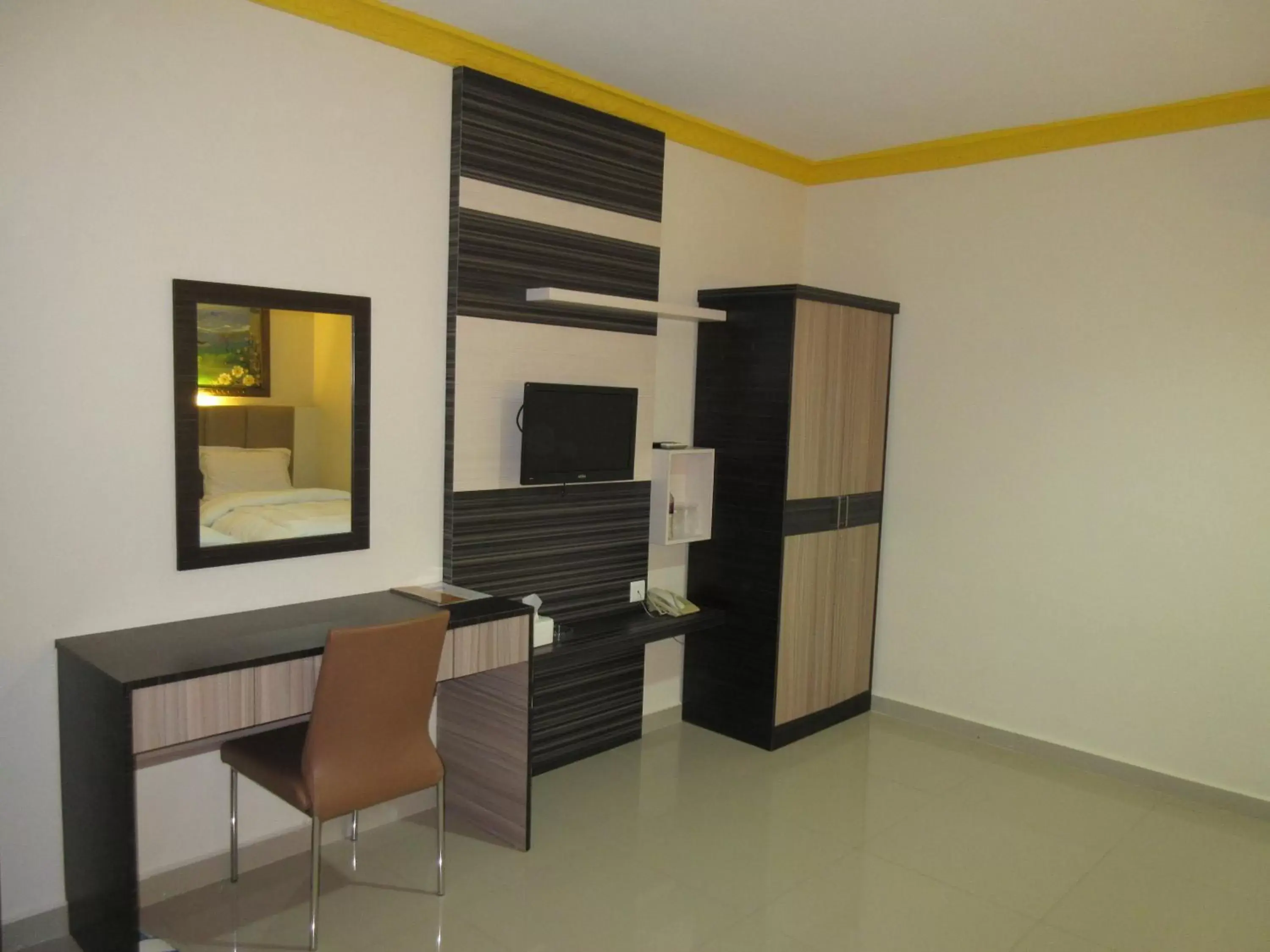 TV and multimedia, TV/Entertainment Center in Hotel 01 Batam