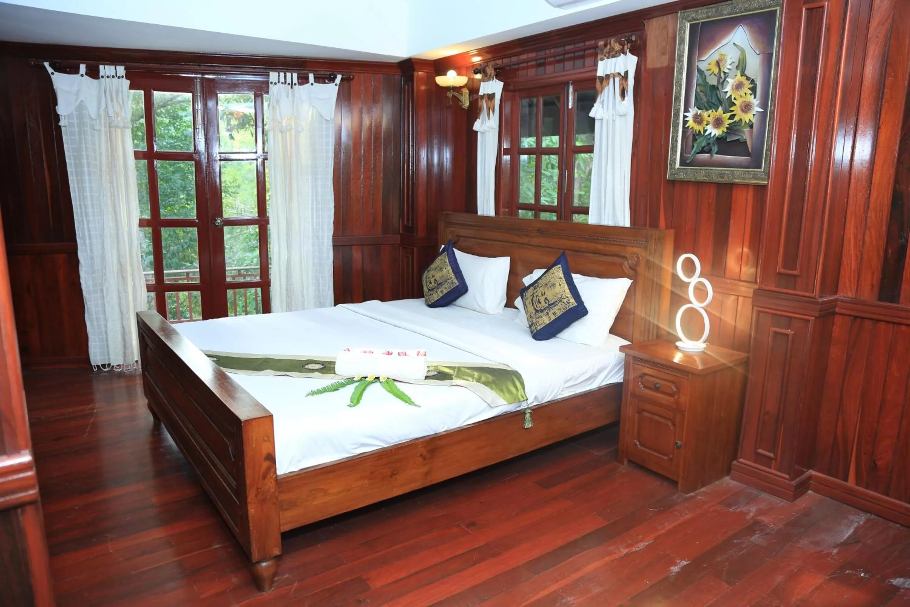 Bedroom, Bed in Kirirom Hillside Resort