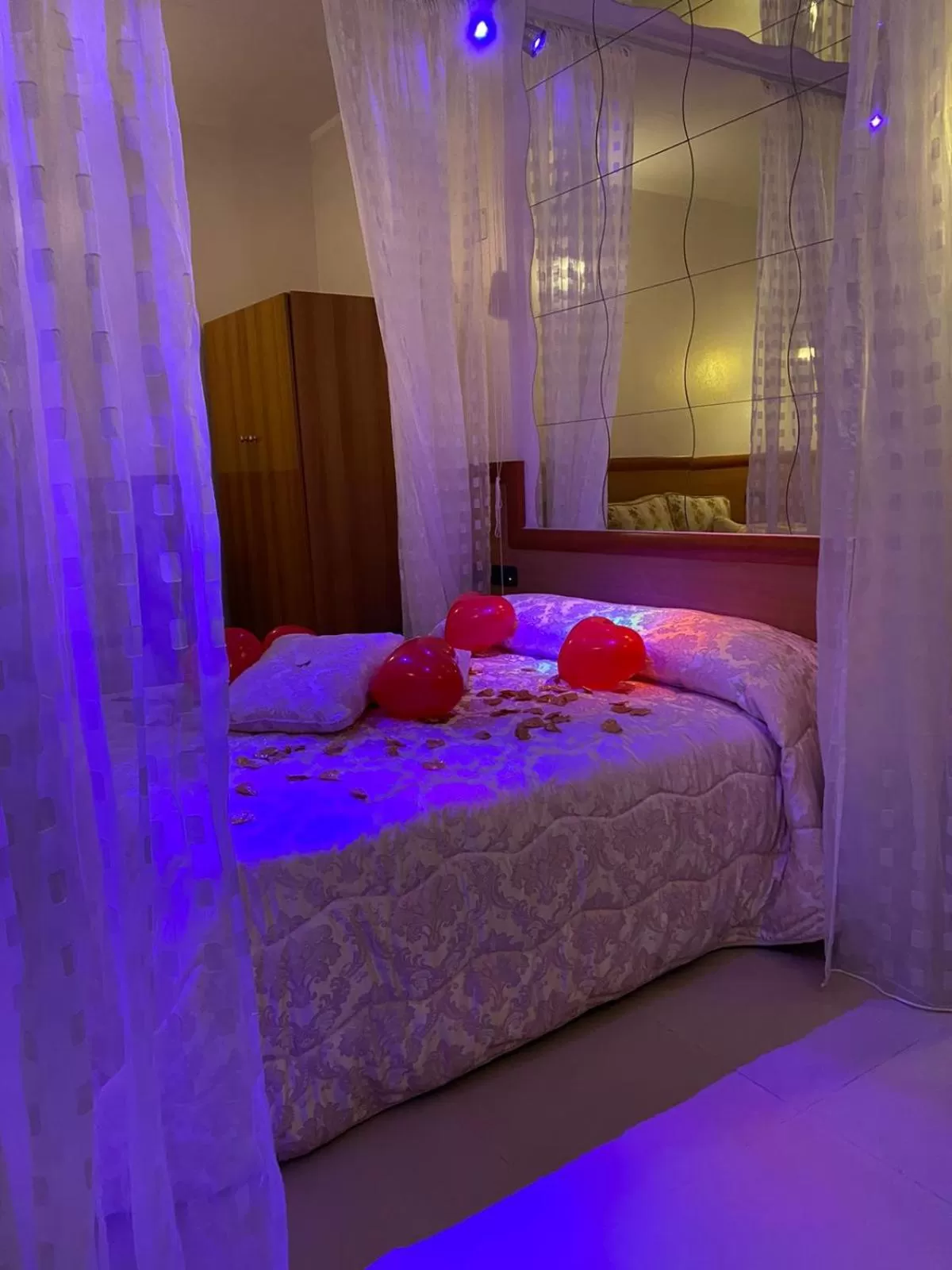 Bed in Accord Le Rose