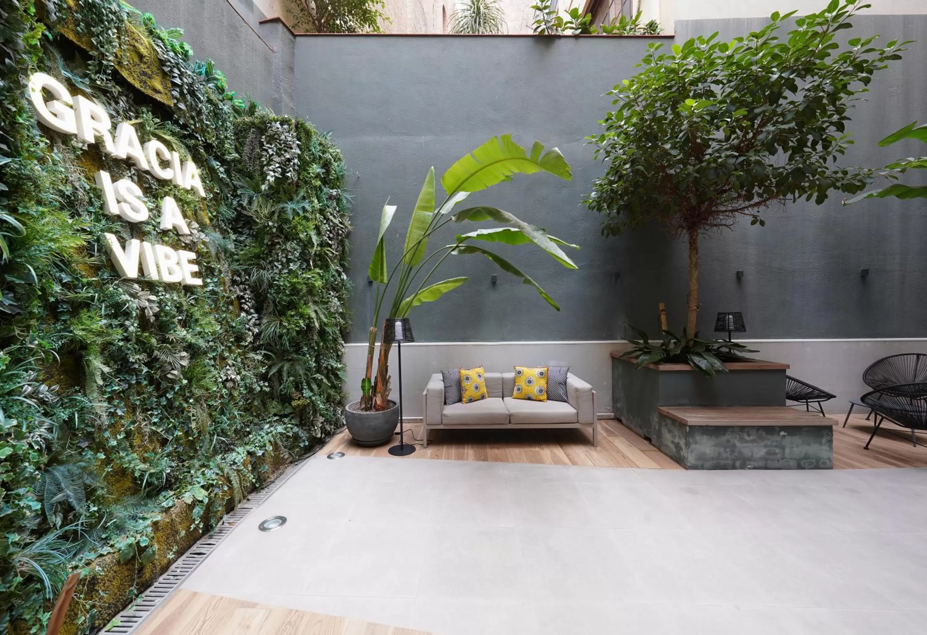 Garden in Numa Barcelona Brio