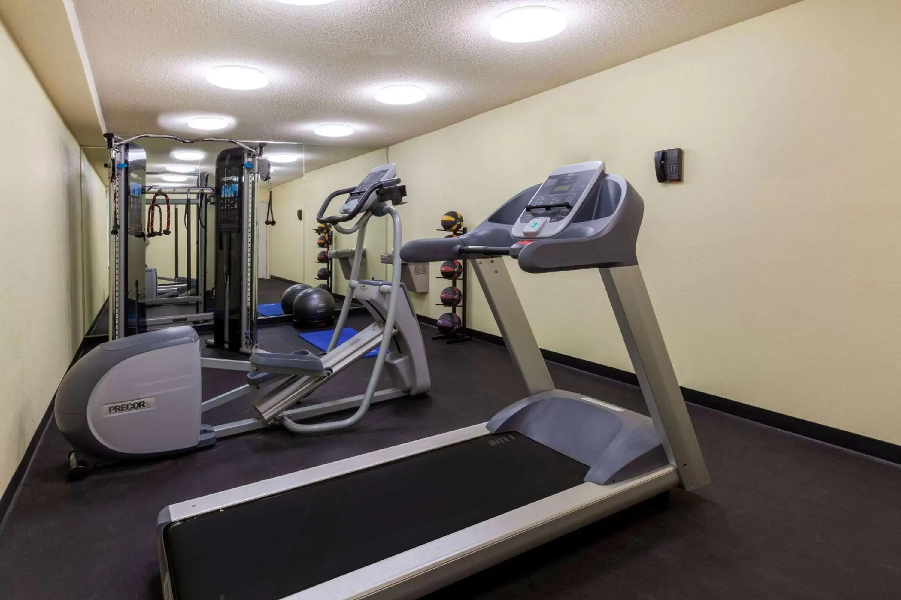 Fitness centre/facilities, Fitness Center/Facilities in Days Inn by Wyndham Charles Town