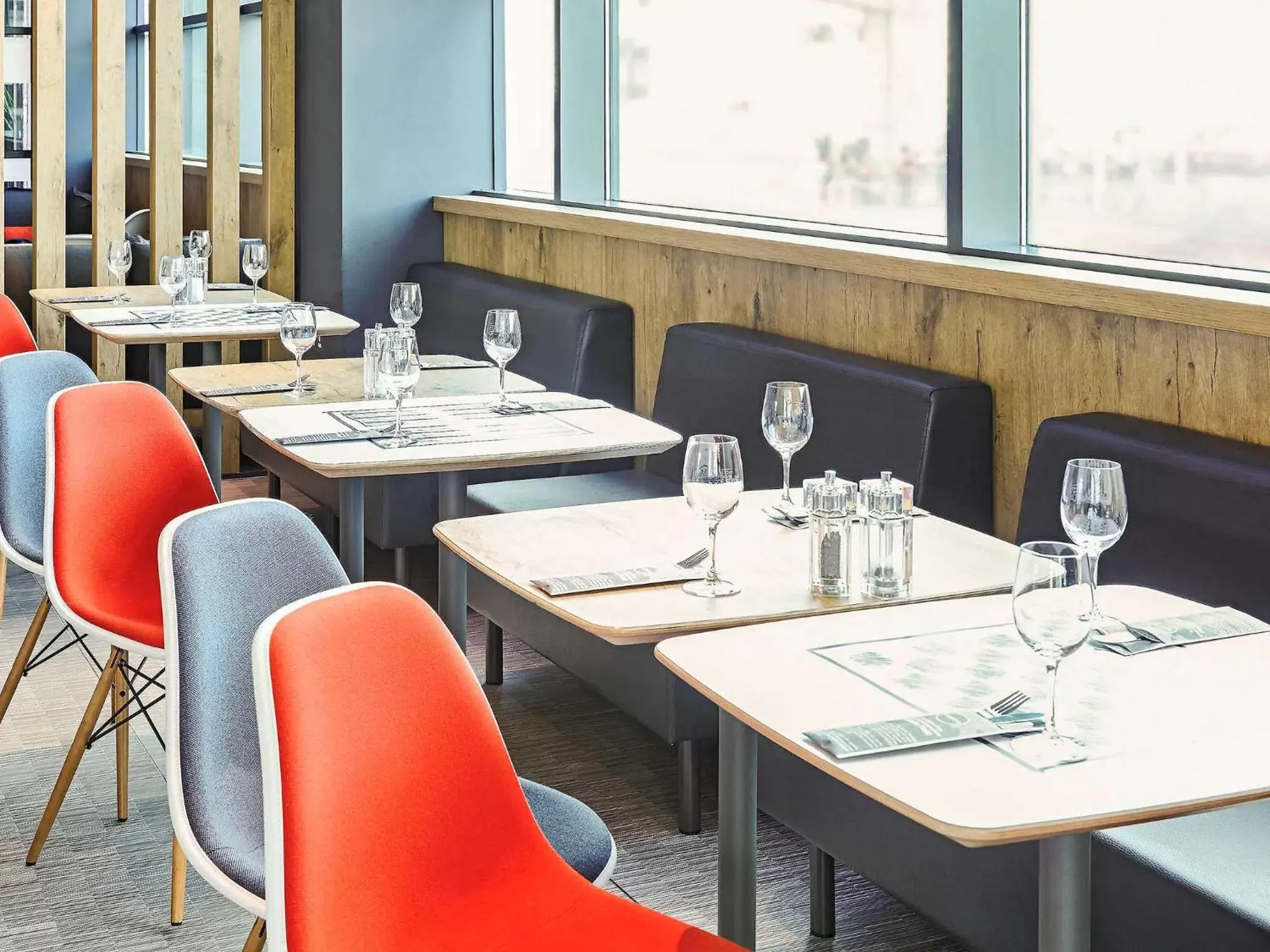 Restaurant/places to eat in ibis Birmingham International Airport – NEC Restaurant/places to eat in ibis Birmingham International Airport – NEC