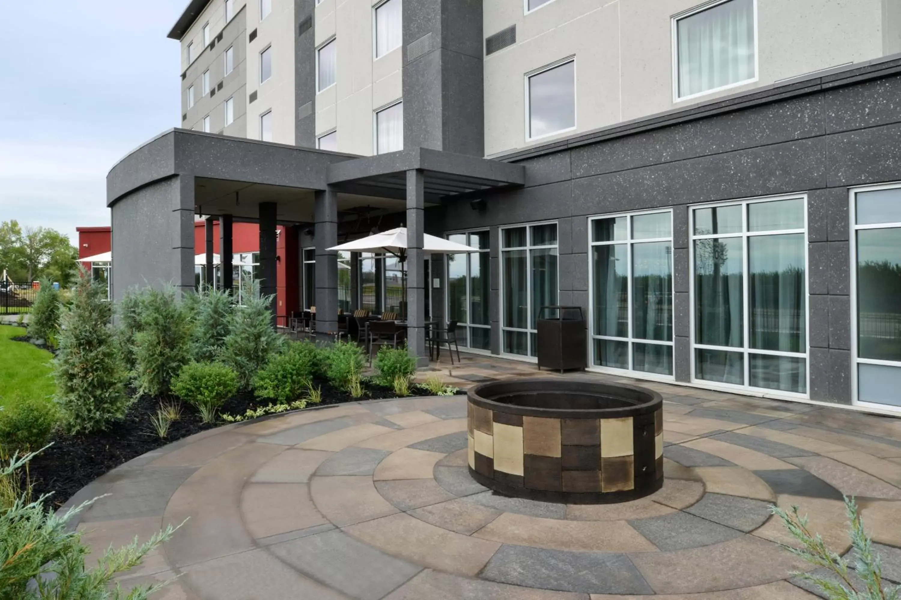 Other, Property Building in Courtyard by Marriott Saskatoon Airport