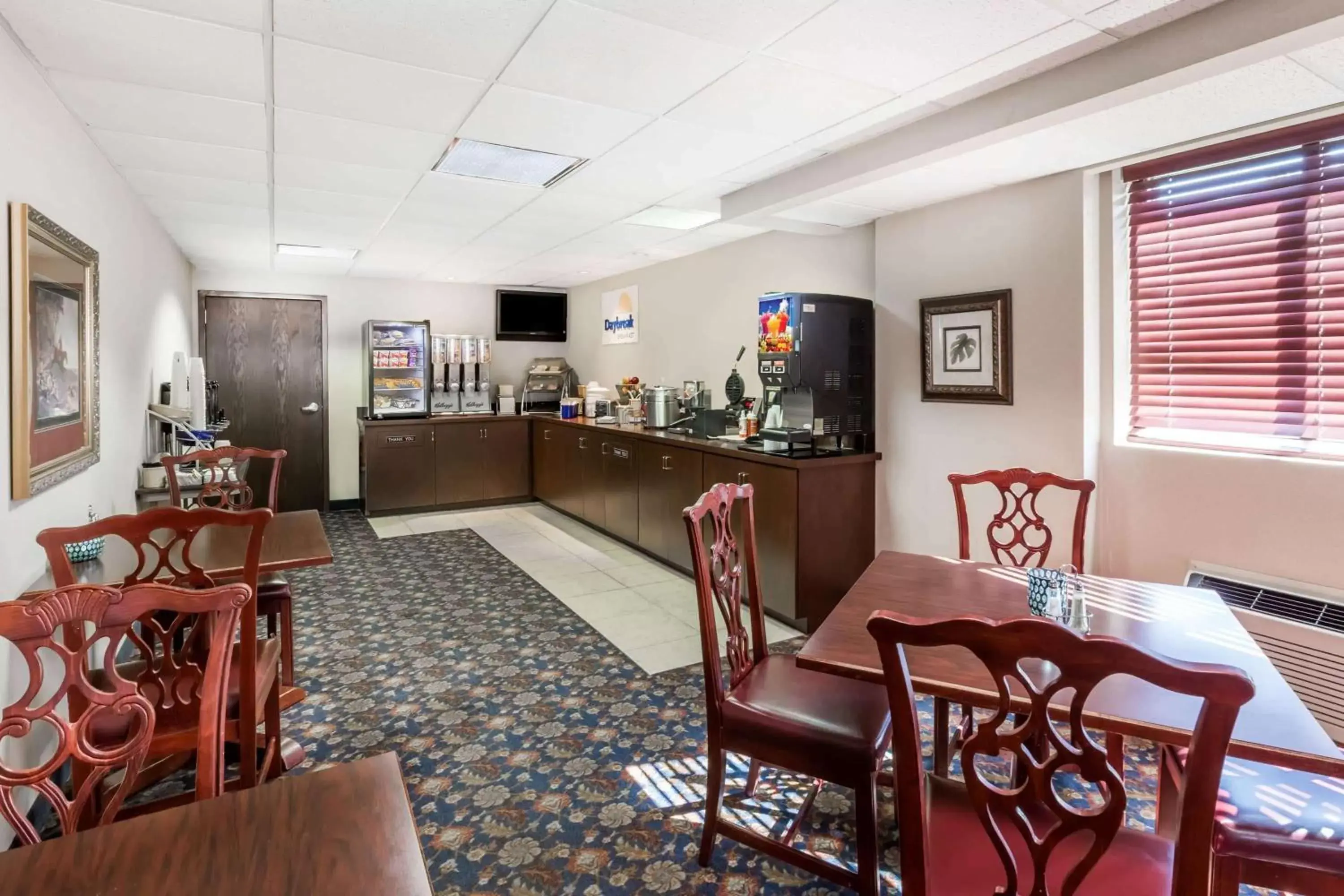 Restaurant/Places to Eat in Days Inn by Wyndham Grand Island I-80