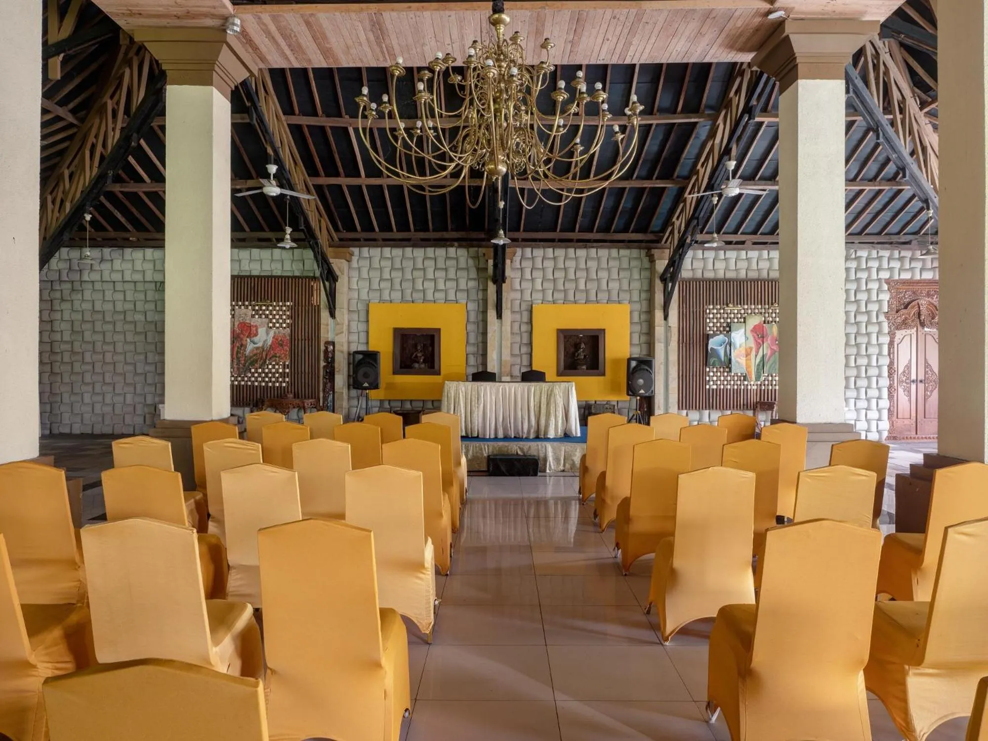 Restaurant/places to eat in The Village Resort Bogor Powered by Archipelago