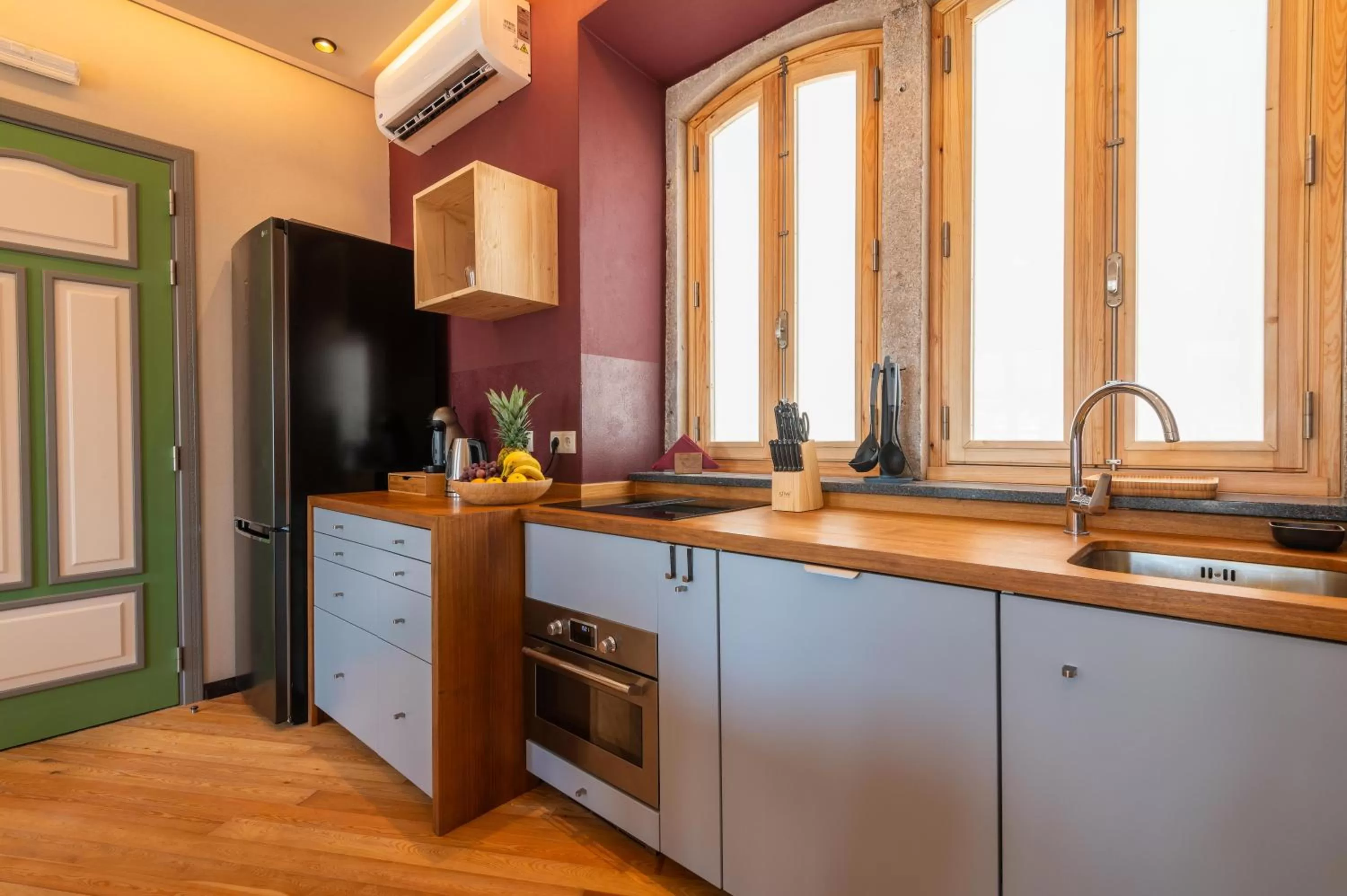 Kitchen or kitchenette in Vila Origens Boutique Hotel Albufeira – Adults Only