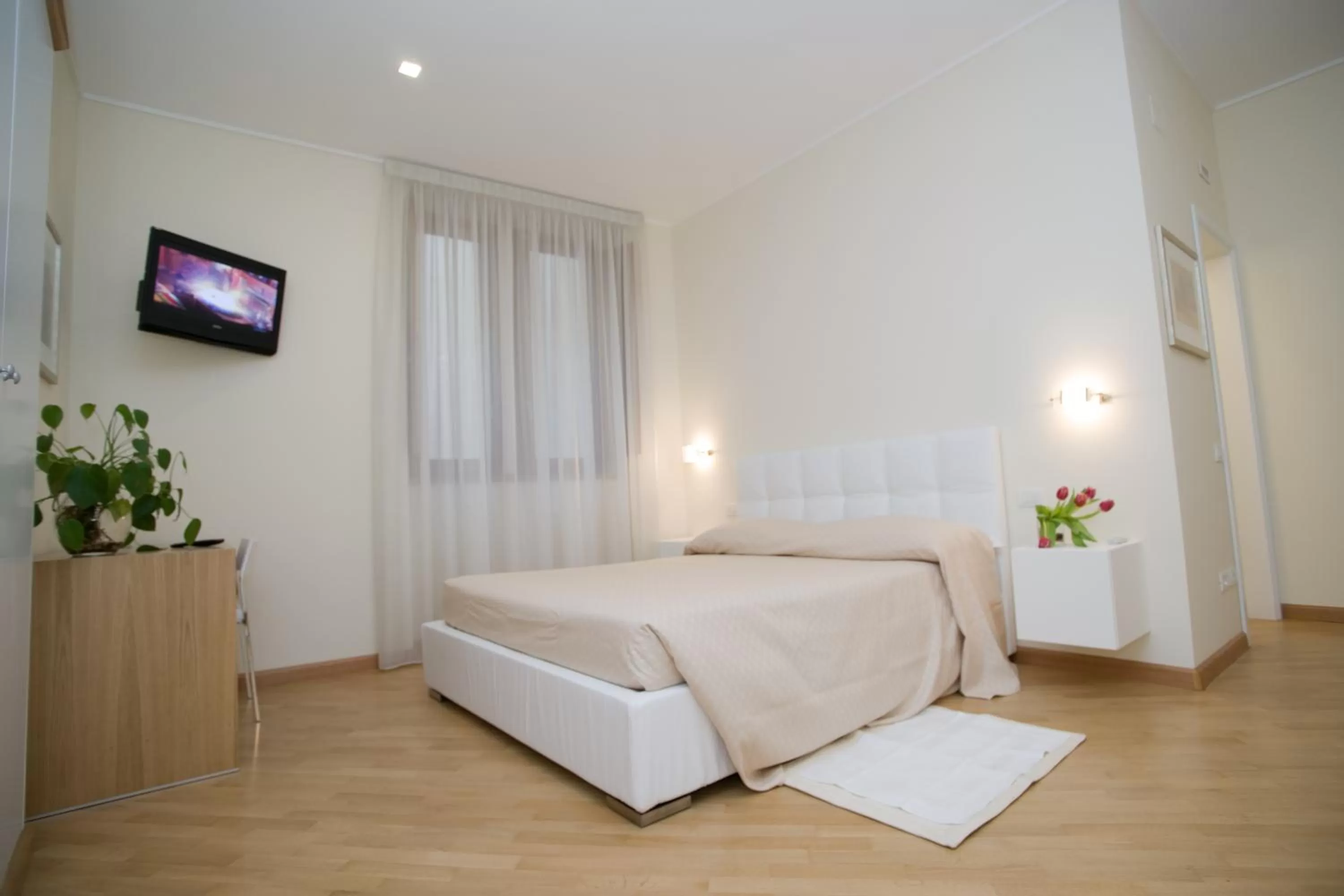 Photo of the whole room, Bed in La Locanda di Gino