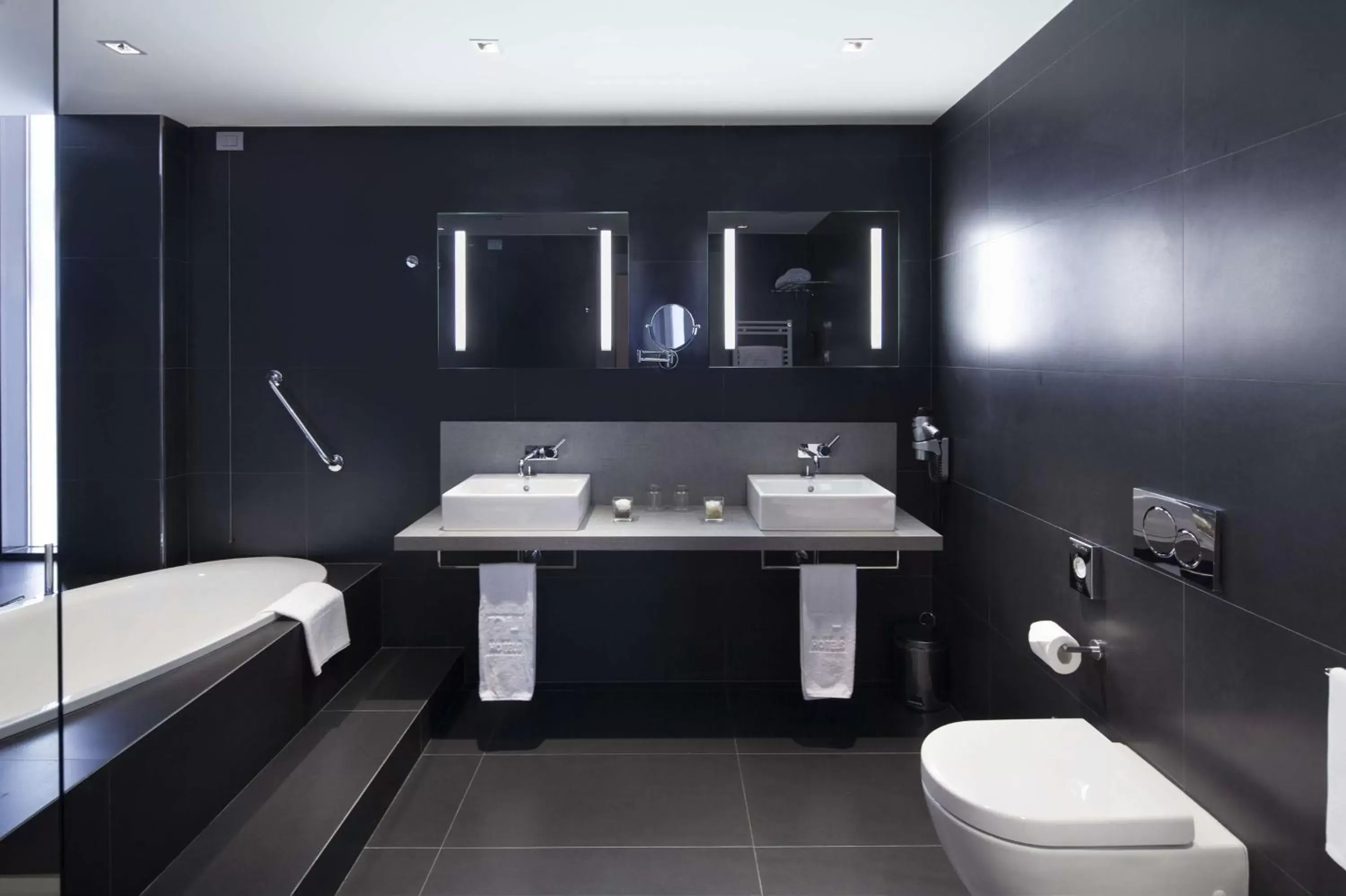 Bathroom in NH Parma