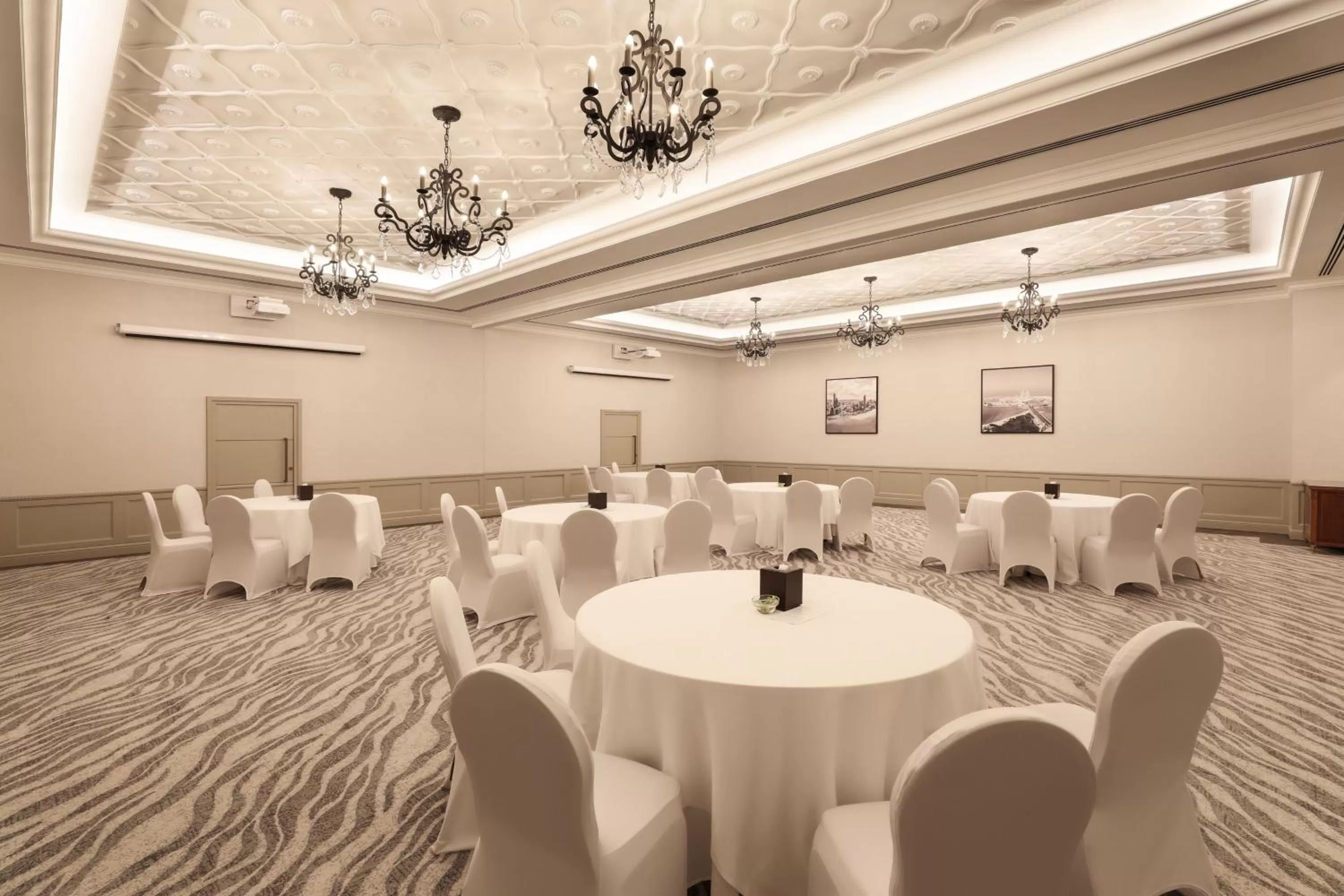Meeting/conference room in Sheraton Abu Dhabi Hotel & Resort