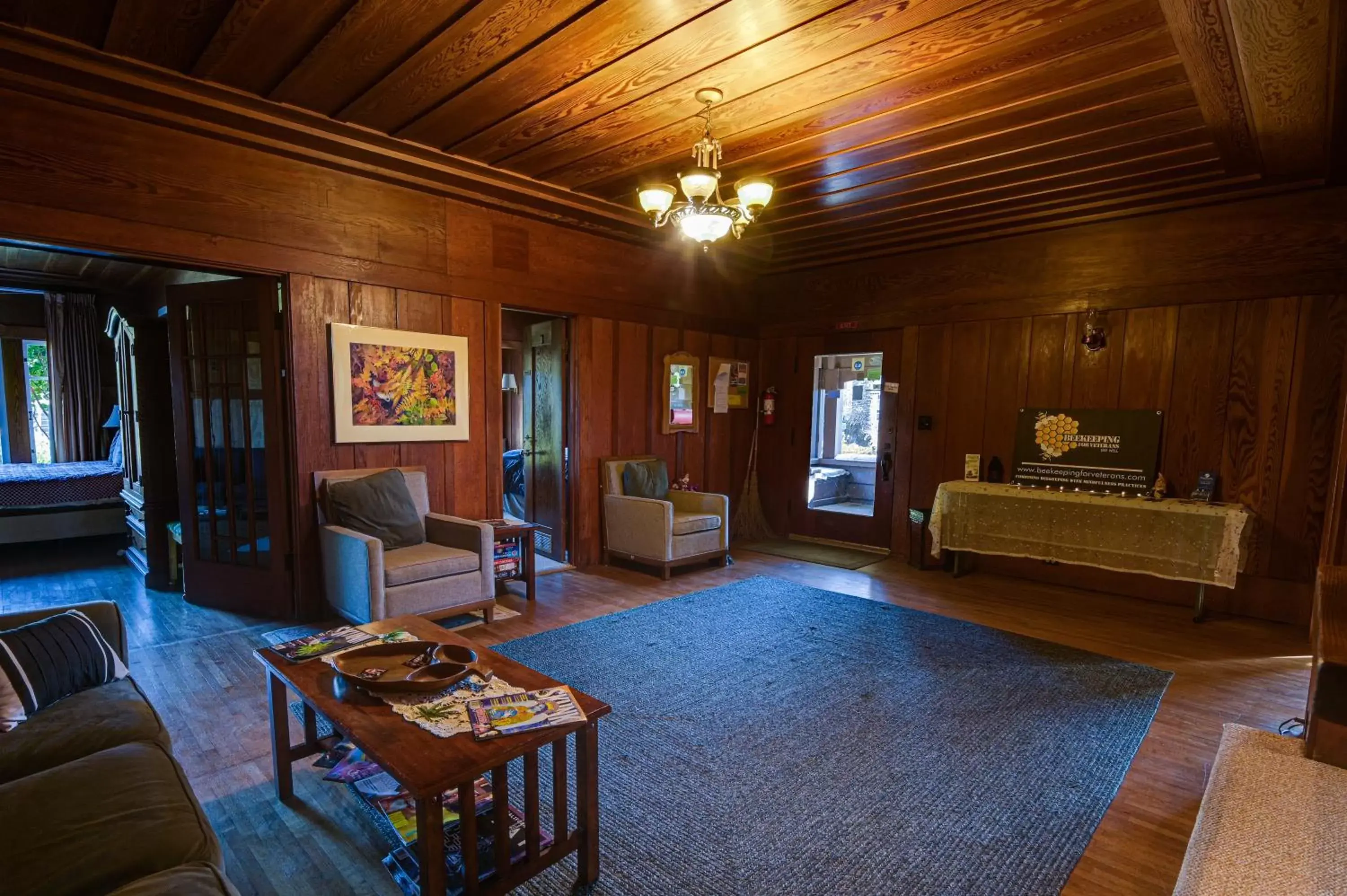 Living room, Seating Area in The Captains Quarters